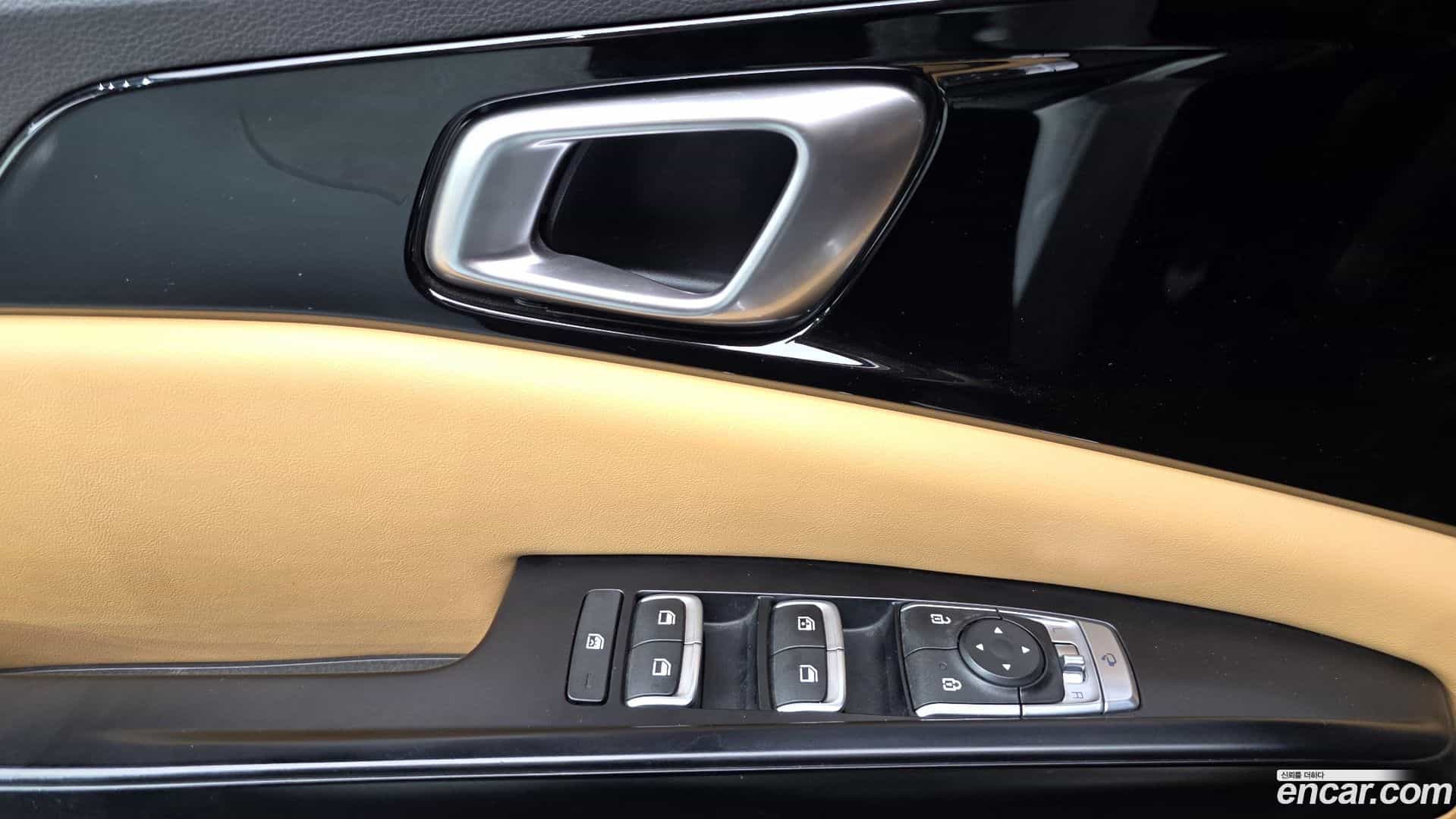 Canival Kia 2021.5-OPTION-042