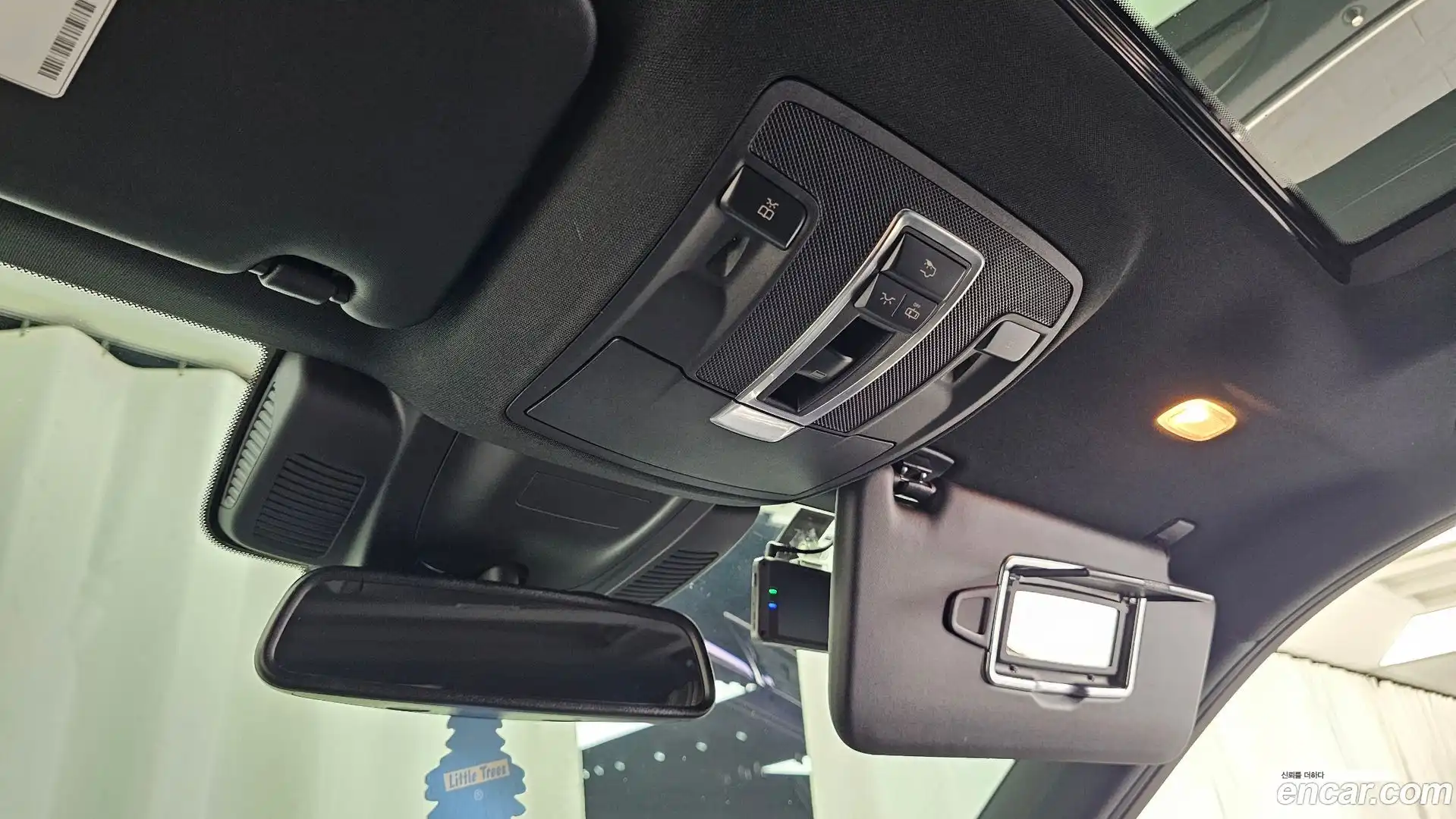 GLE-Class Mercedes-Benz 2017.9-OPTION-041
