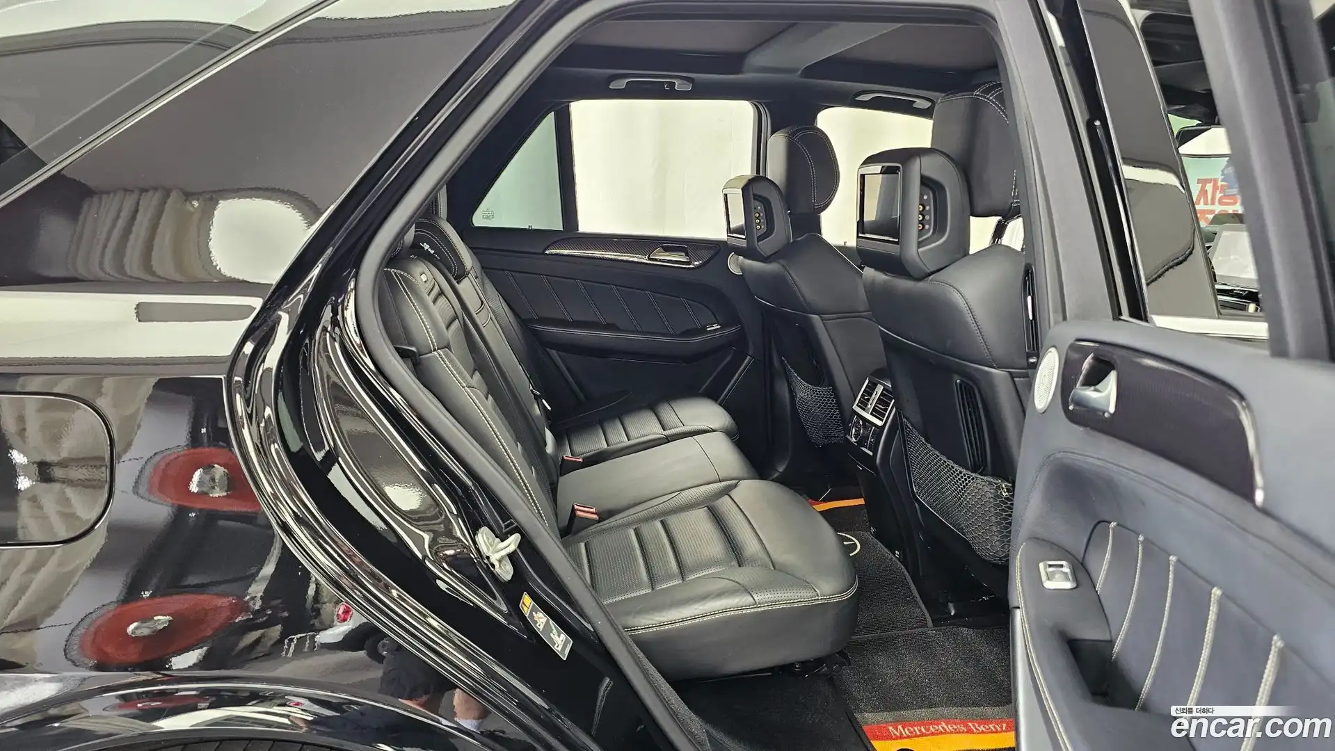GLE-Class Mercedes-Benz 2017.9-OPTION-042