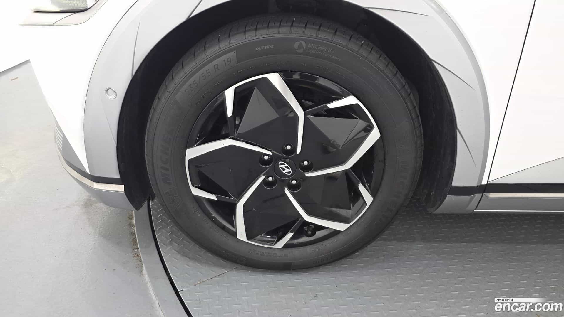 Ioniq5 Hyundai 2021.9-OUTER-005