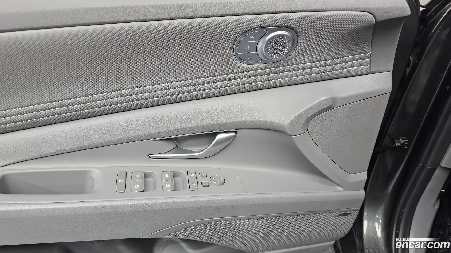 AVANTE Hyundai 2023.6-OPTION-022