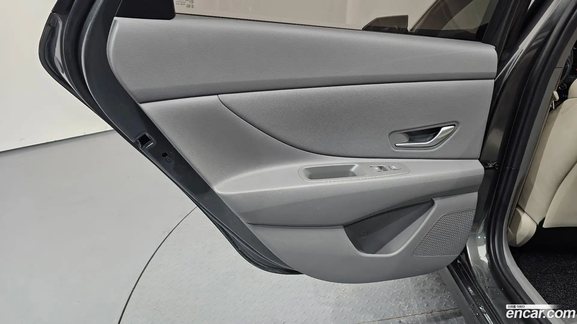 AVANTE Hyundai 2023.6-INNER-035