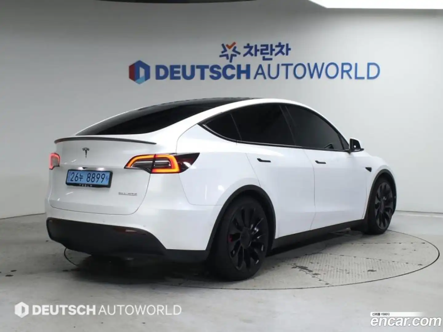 Model Y Tesla 2022.7-OUTER-002