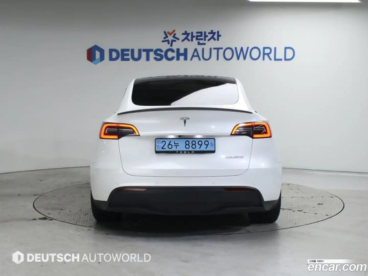 Model Y Tesla 2022.7-OUTER-004
