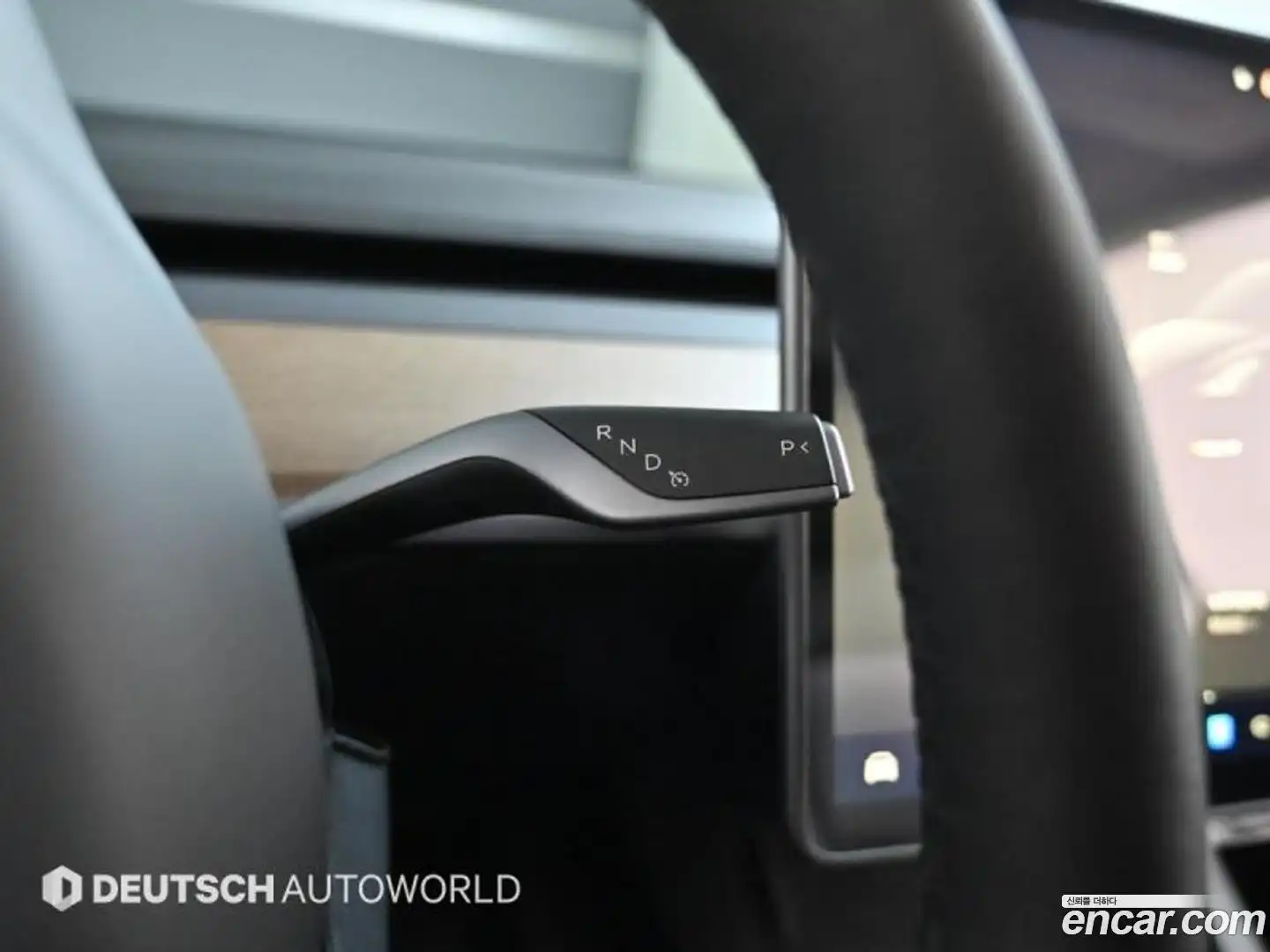 Model Y Tesla 2022.7-INNER-009