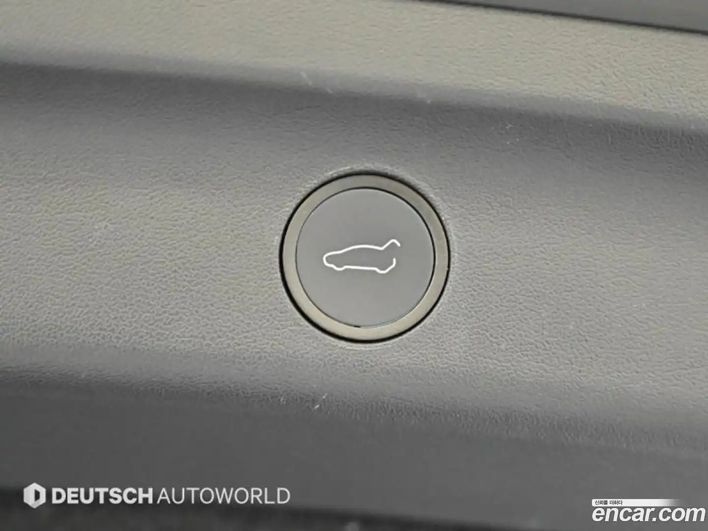 Model Y Tesla 2022.7-OPTION-024
