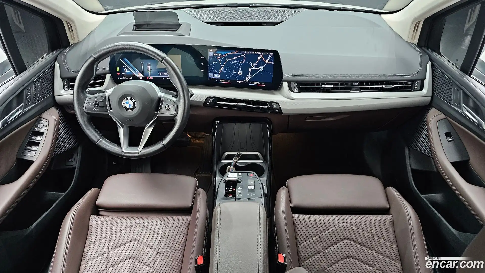 2-Series BMW 2024.1-INNER-007