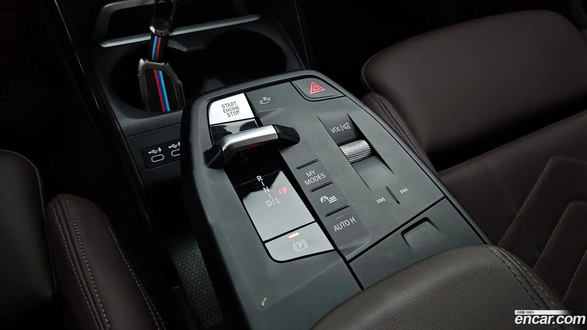 2-Series BMW 2024.1-INNER-009