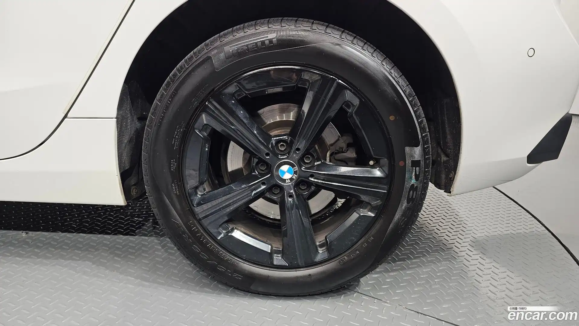 2-Series BMW 2024.1-OUTER-031