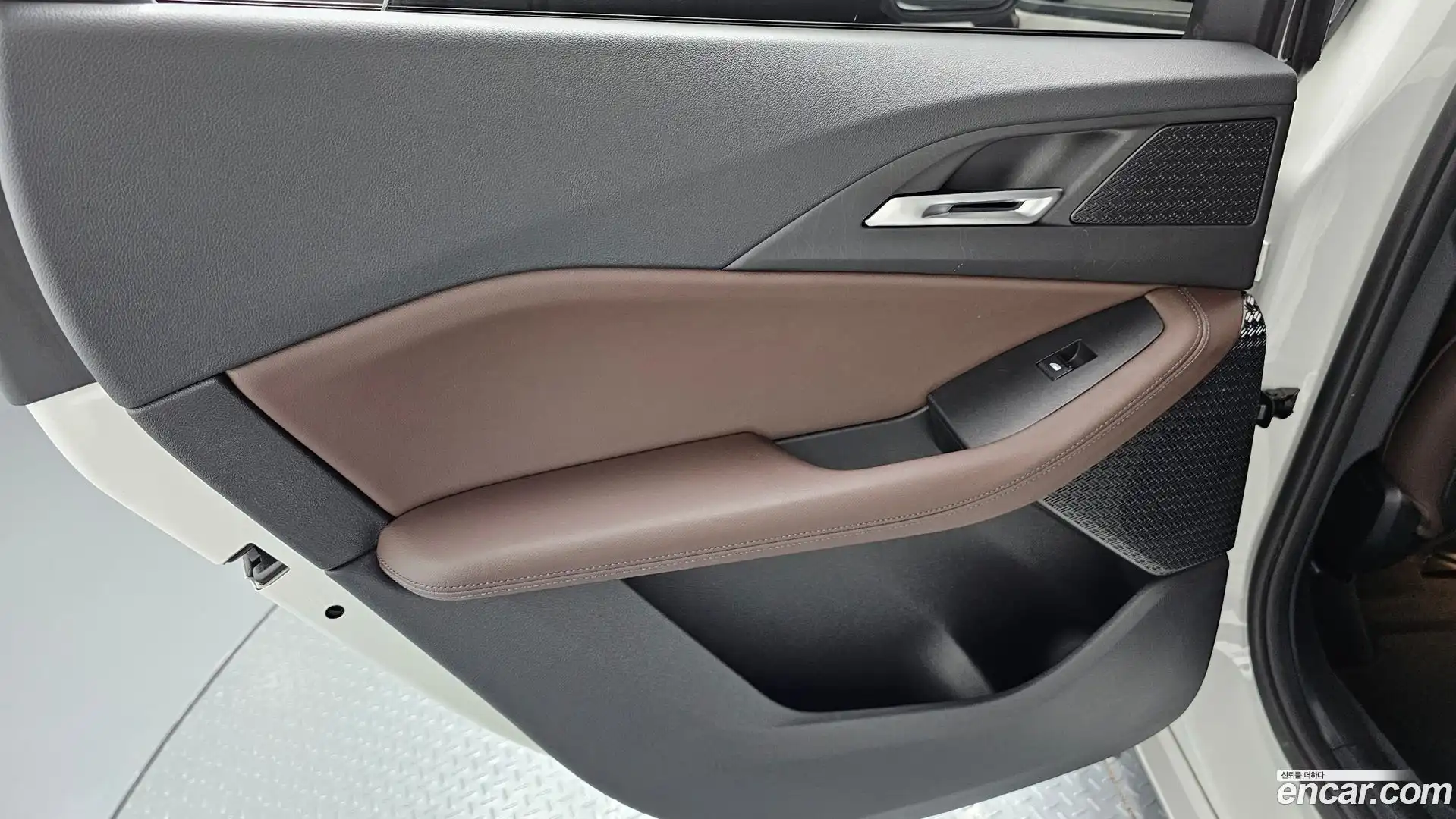 2-Series BMW 2024.1-INNER-035