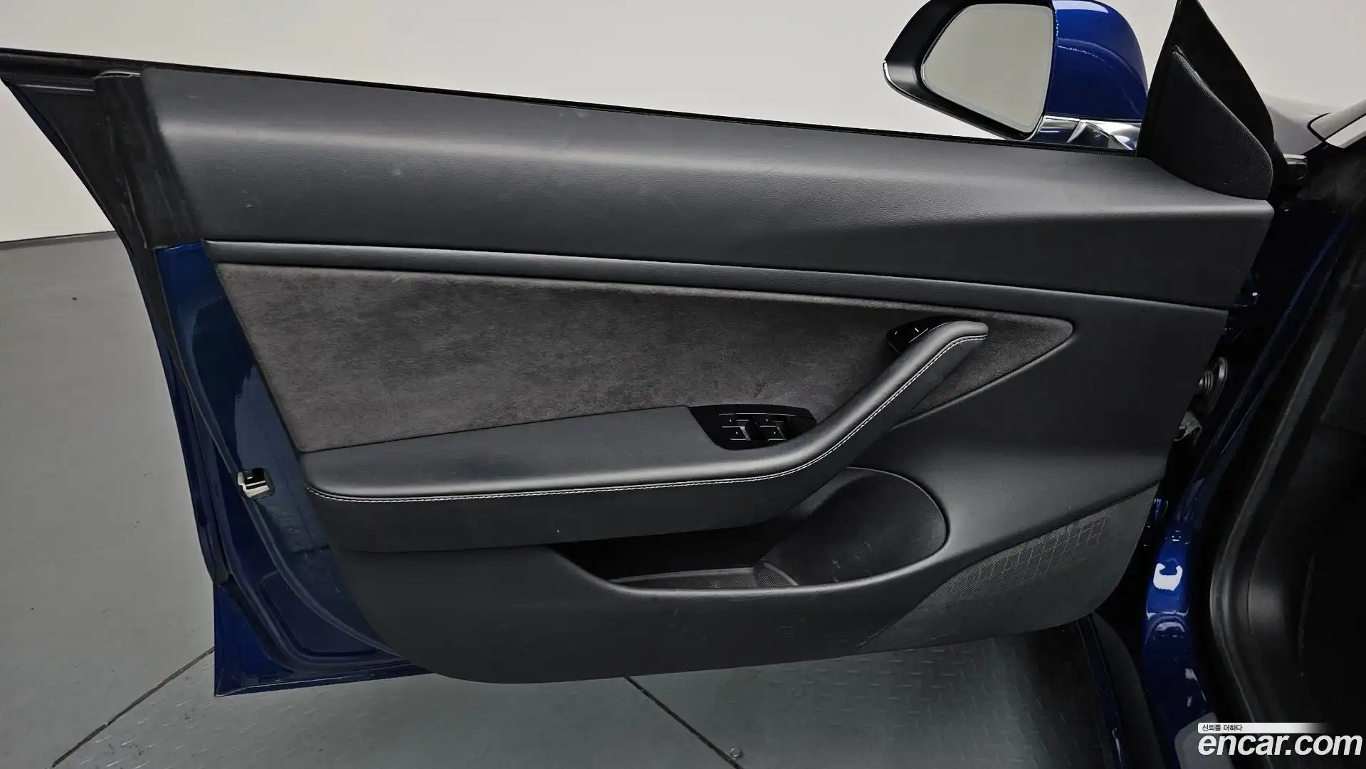 Model 3 Tesla 2020.1-INNER-034