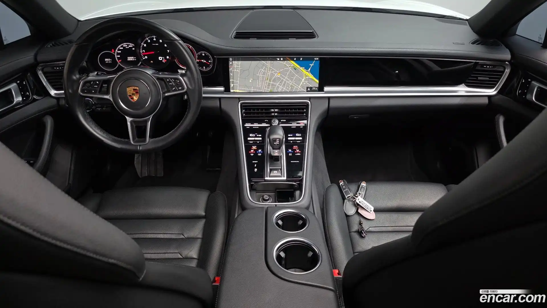 Panamera Porsche 2018.5-INNER-007