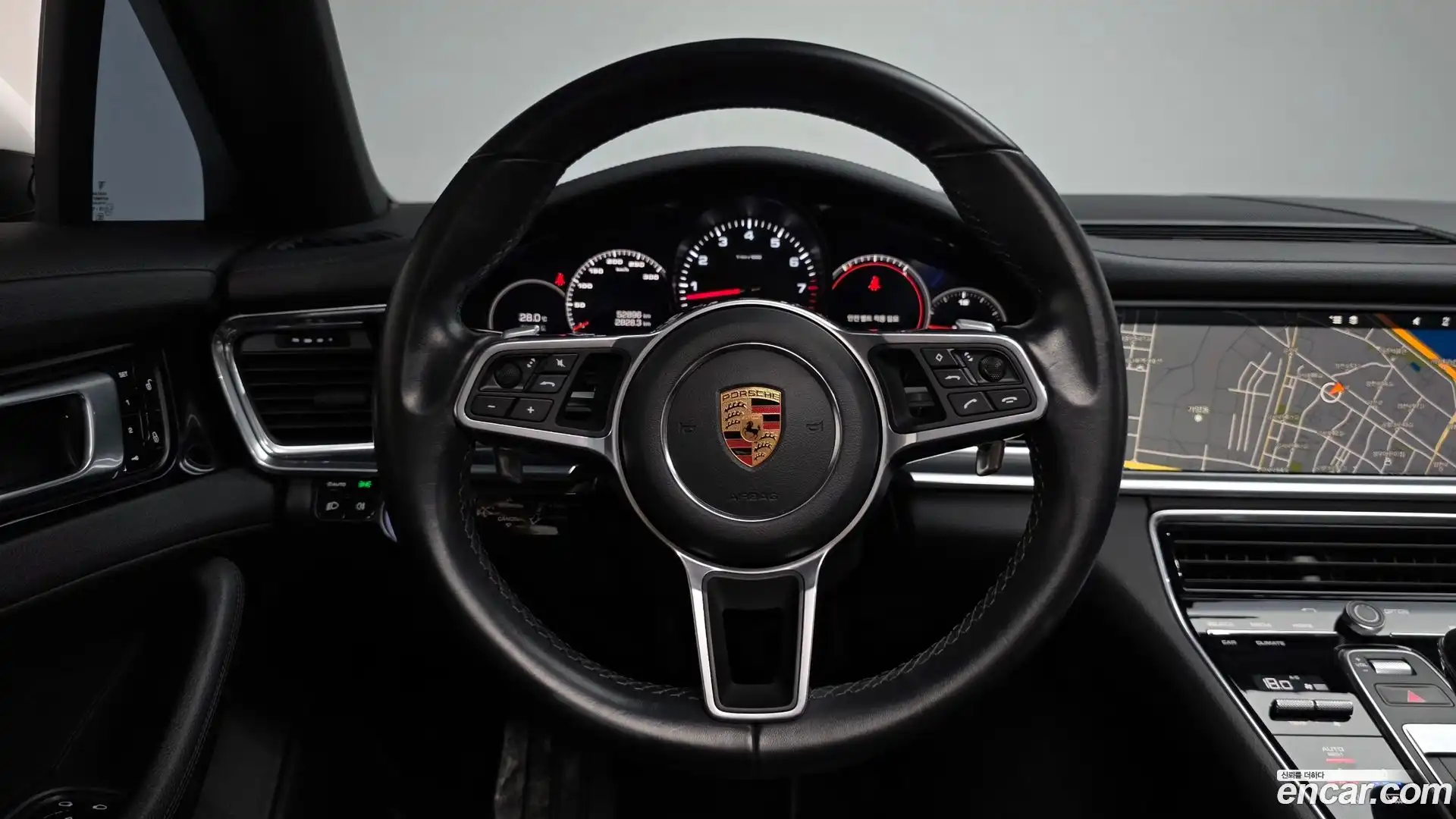Panamera Porsche 2018.5-OPTION-016