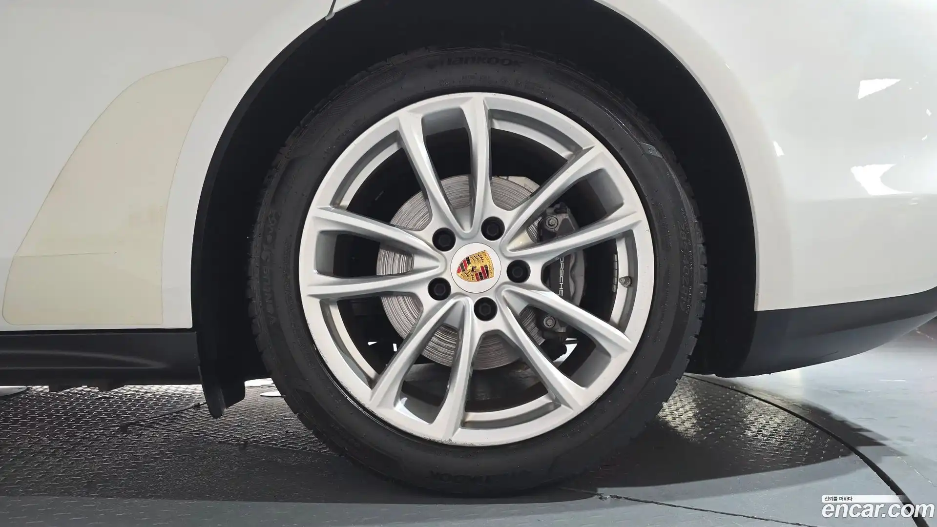 Panamera Porsche 2018.5-OUTER-031
