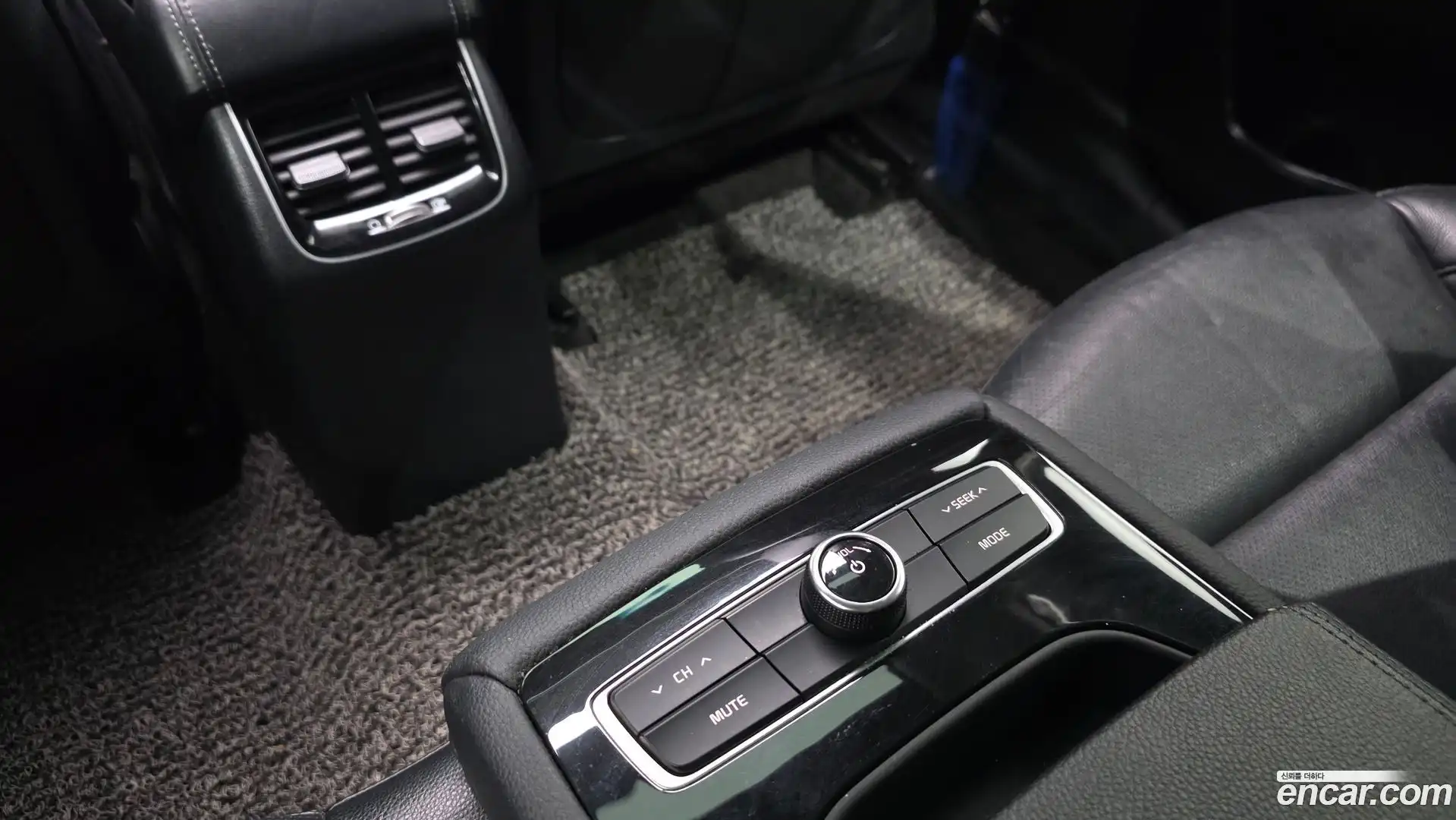 K7 Kia 2018.0-OPTION-044