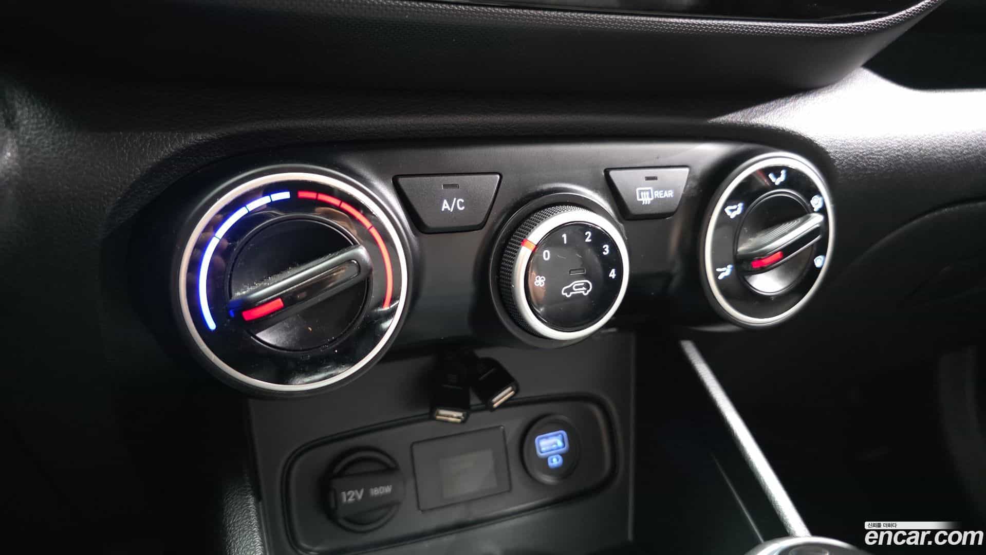 Venue Hyundai 2019.11-OPTION-021