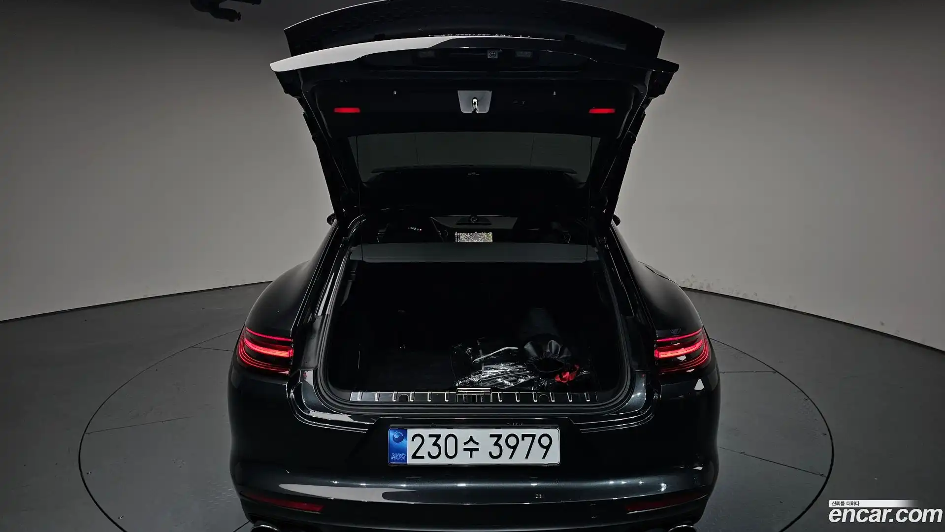 Panamera Porsche 2018.0-OPTION-024