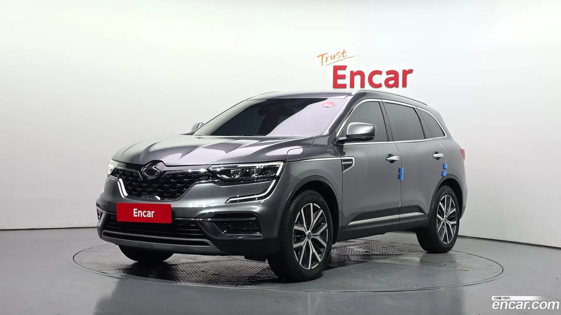 Main__Slider__Photo:QM6 Renault Korea 2022.1-0