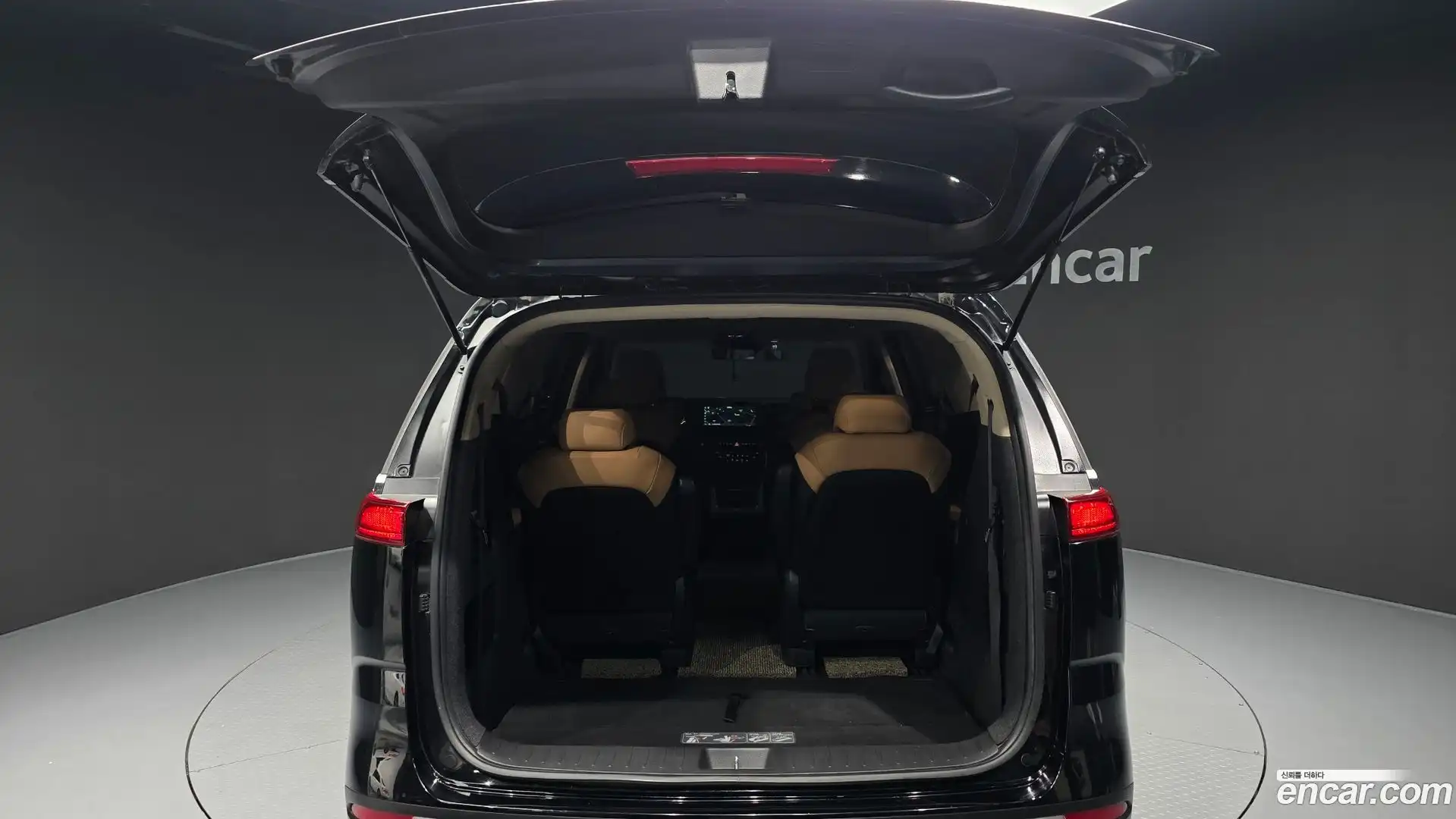 Canival Kia 2021.3-OPTION-024