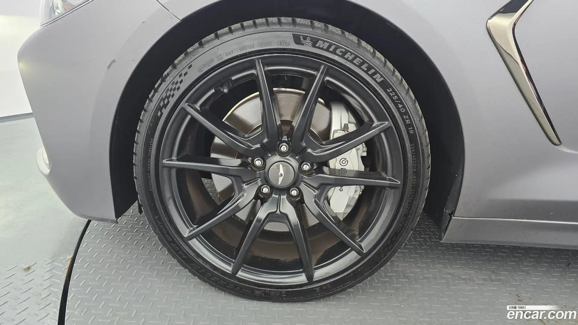 G70 Genesis 2018.2-OUTER-005