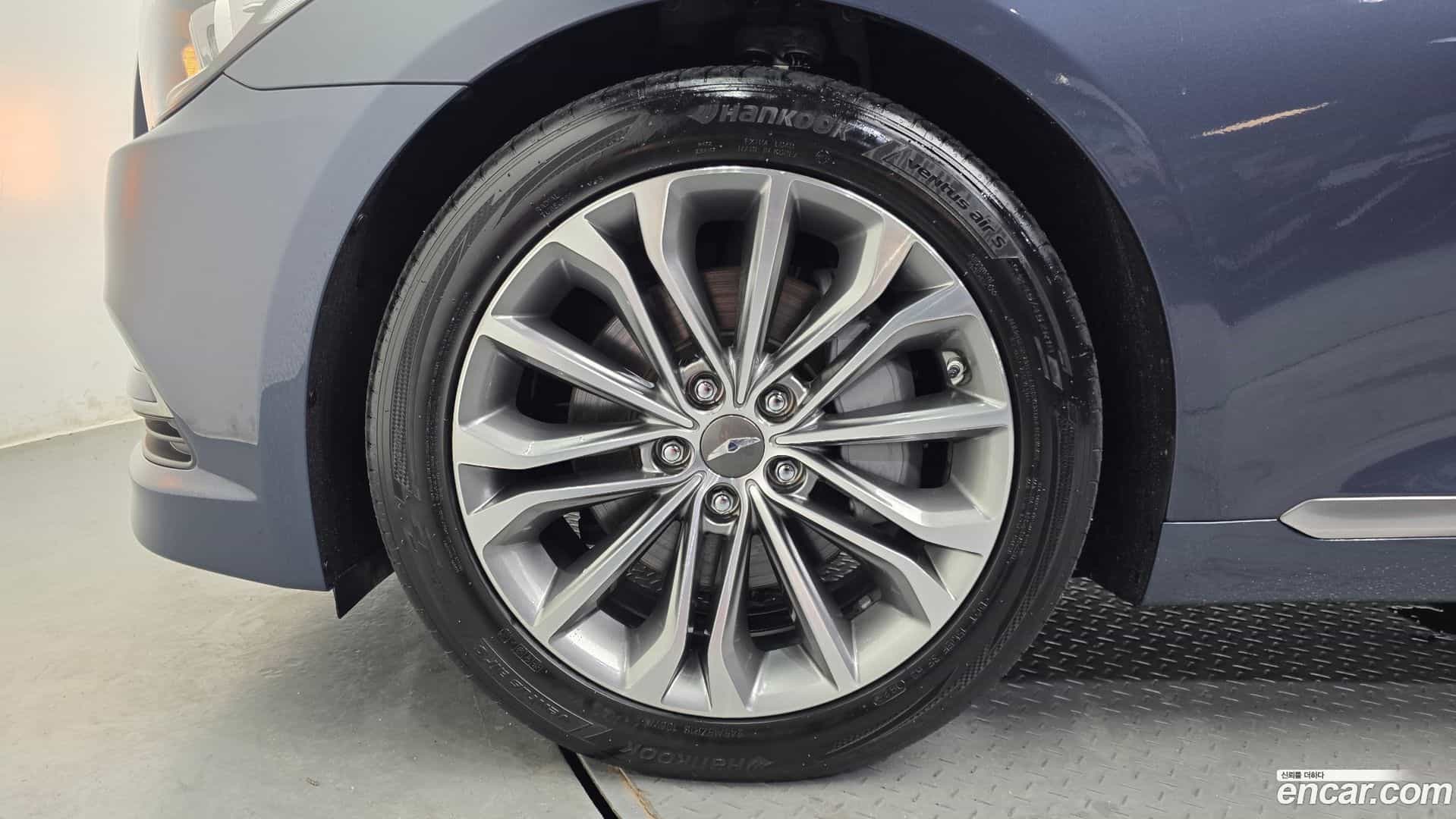 Genesis Hyundai 2014.3-OUTER-005