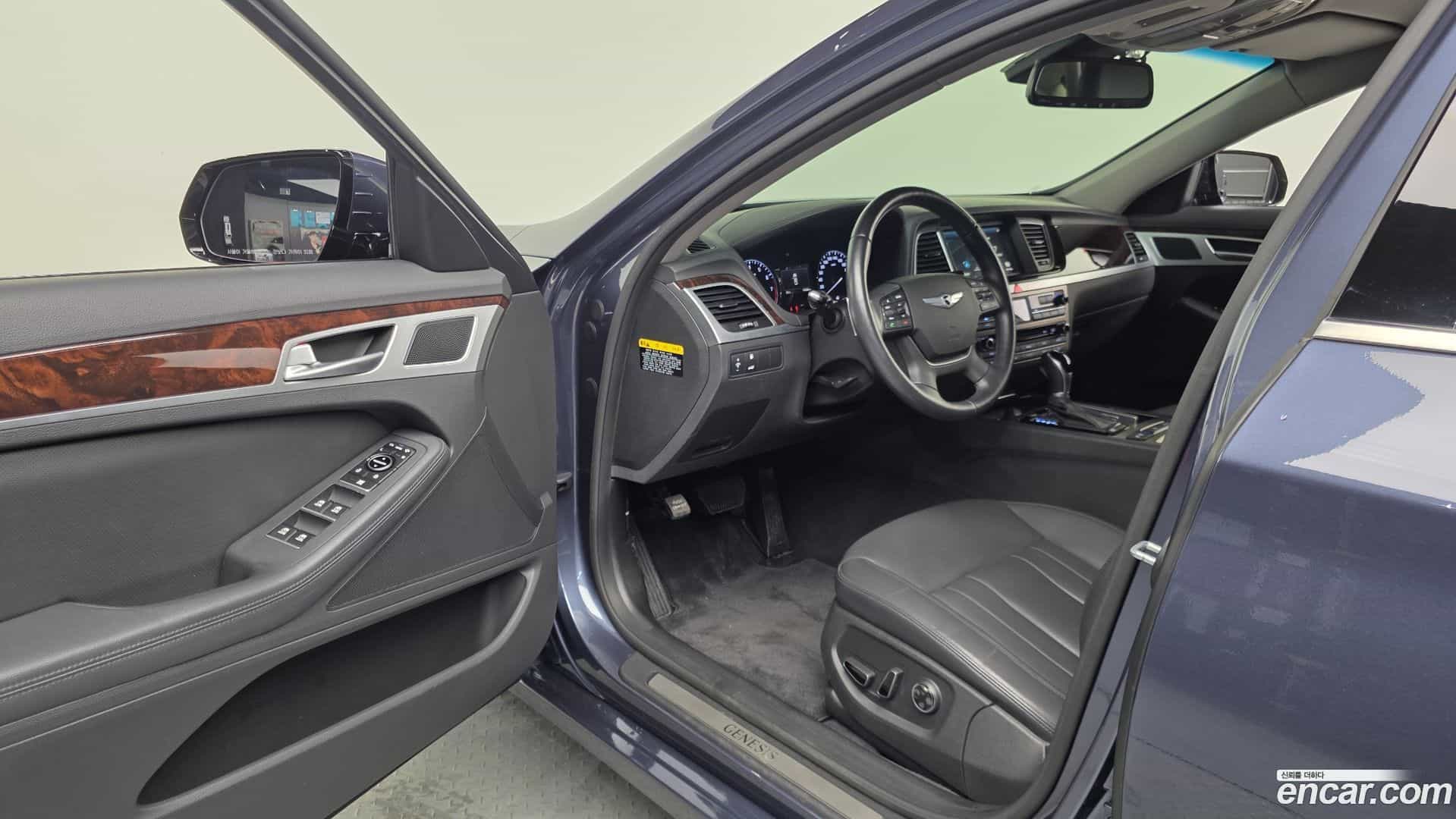 Genesis Hyundai 2014.3-INNER-010