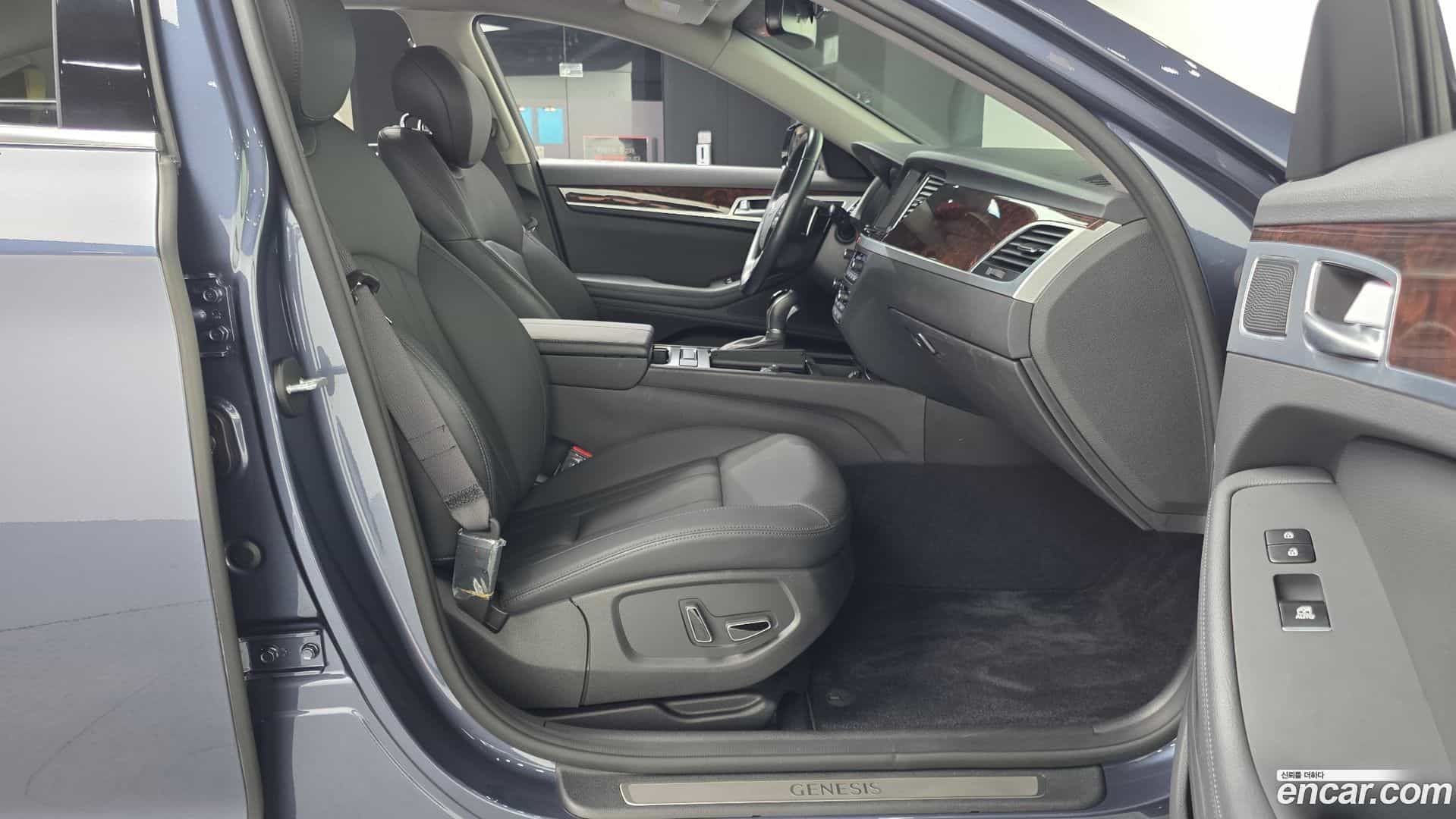 Genesis Hyundai 2014.3-OPTION-015