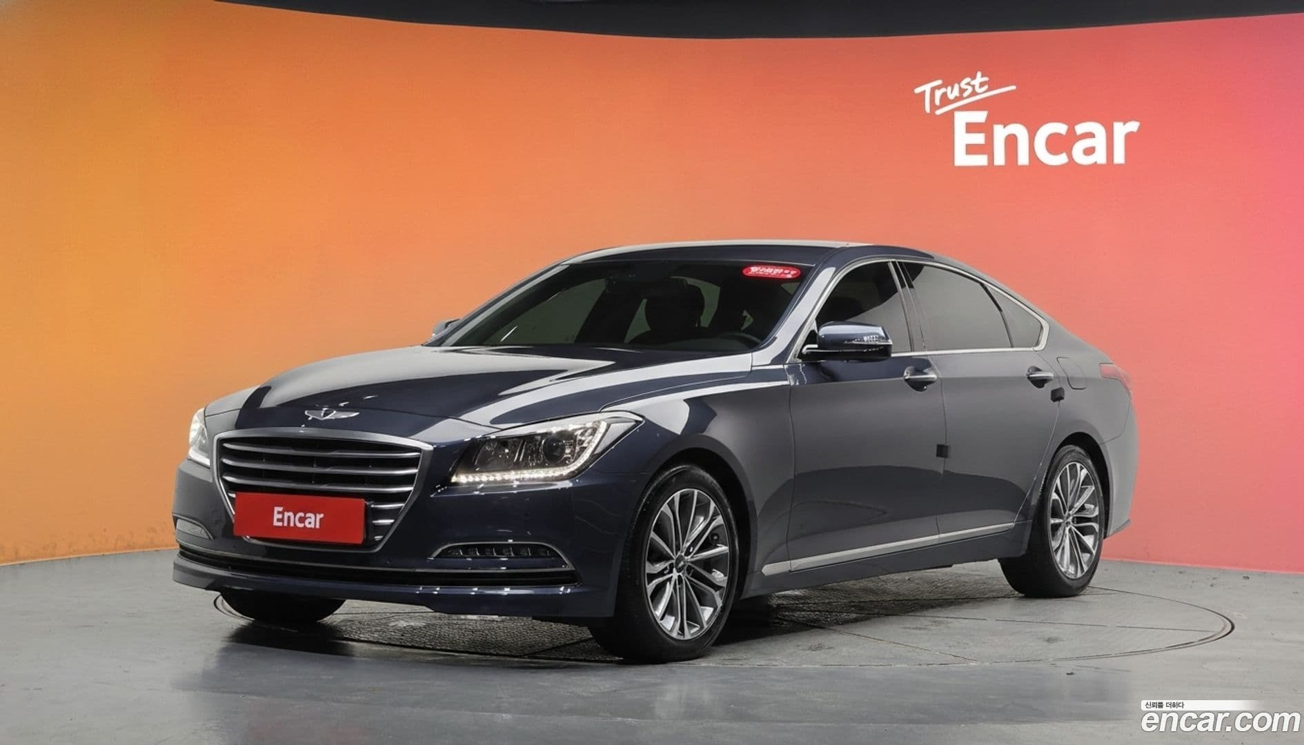 Main__Slider__Photo:Genesis Hyundai 2014.3-0