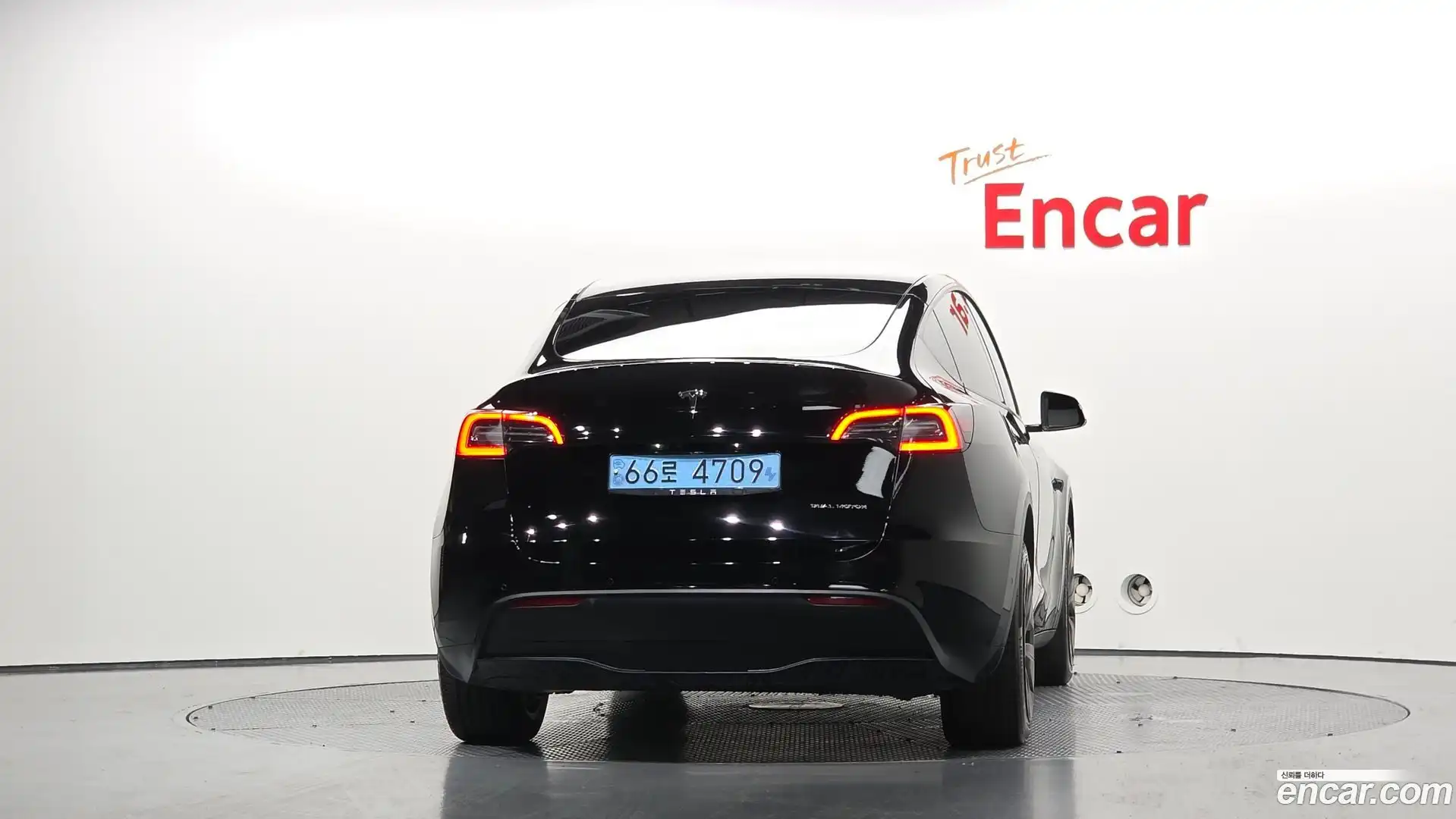 Model Y Tesla 2022.11-OUTER-004