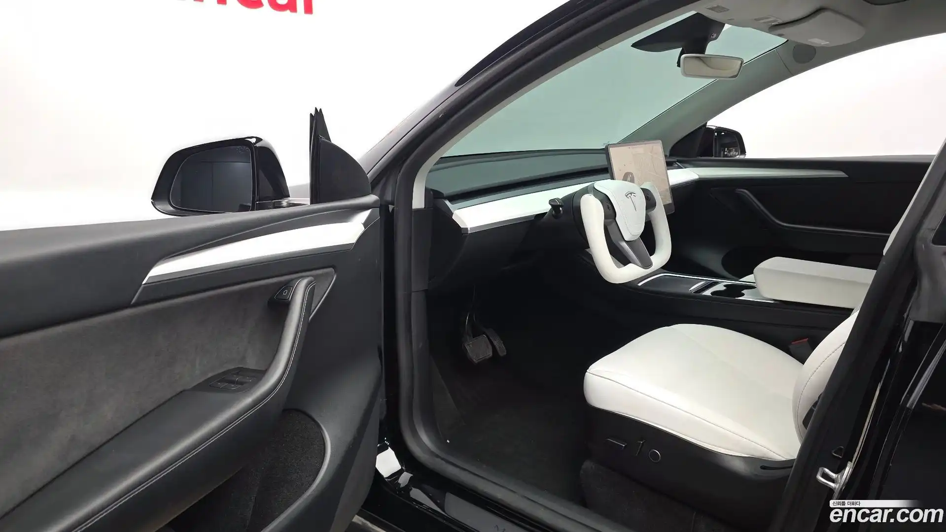 Model Y Tesla 2022.11-INNER-010