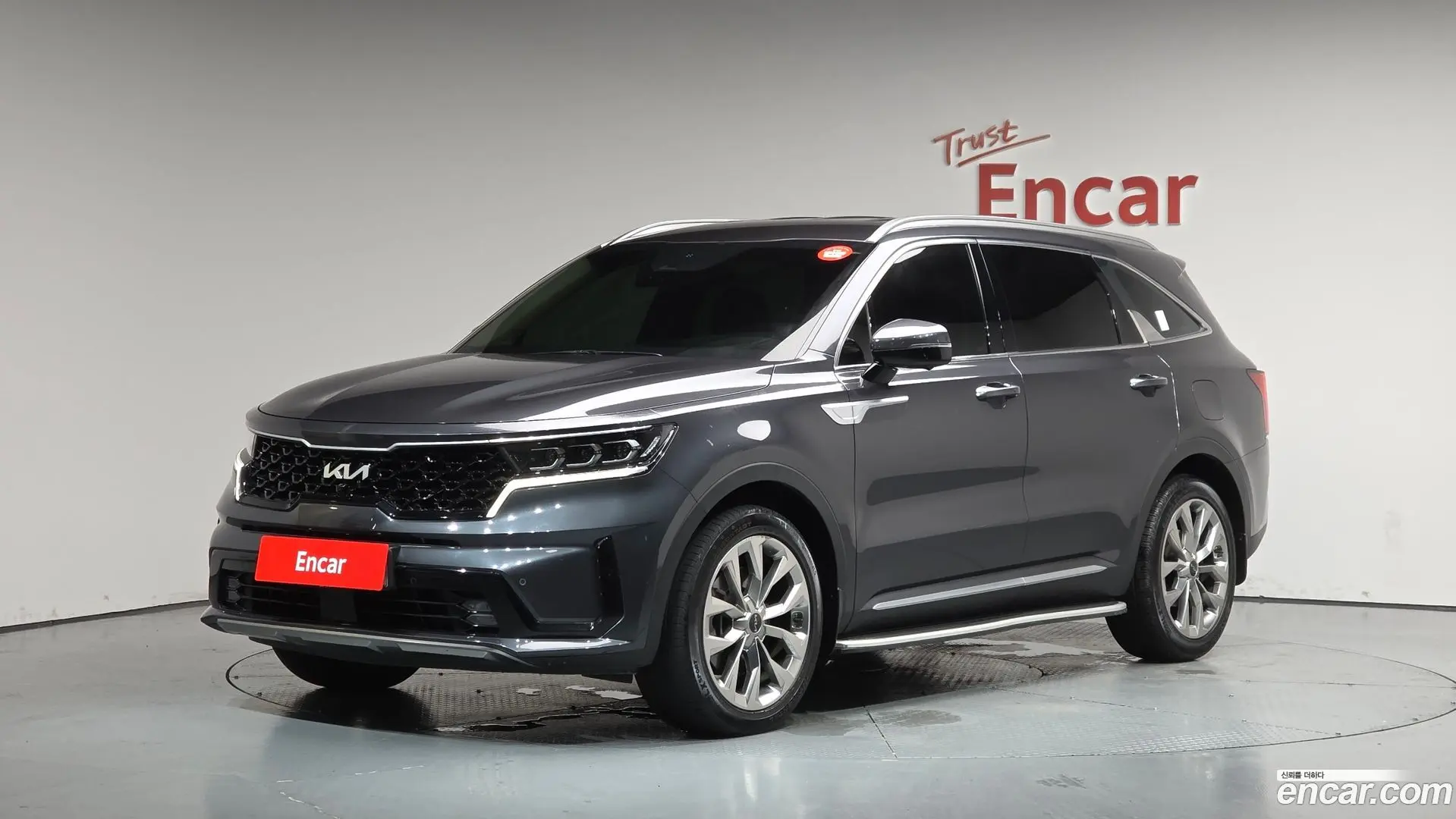 Main__Slider__Photo:Sorento Kia 2022.4-0