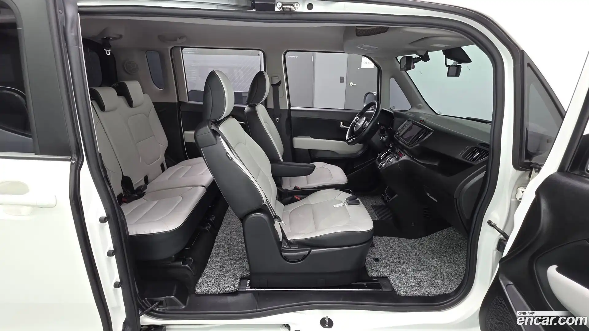 RAY Kia 2023.2-INNER-036