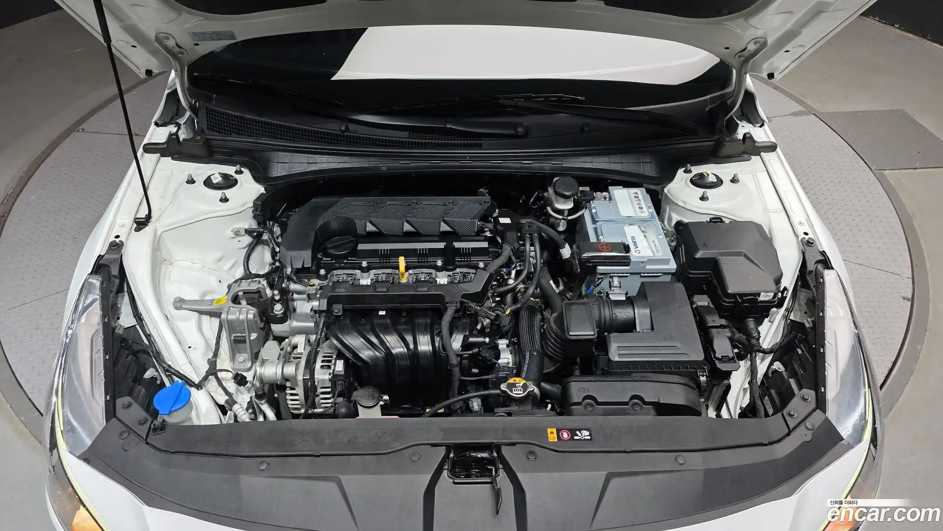 AVANTE Hyundai 2020.9-OUTER-006