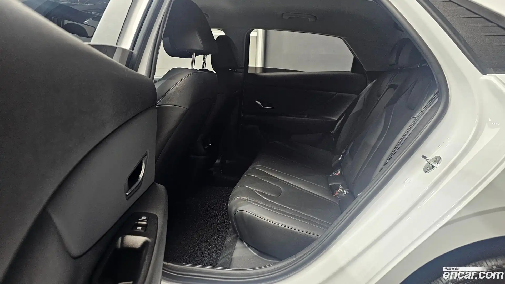AVANTE Hyundai 2020.9-OPTION-016