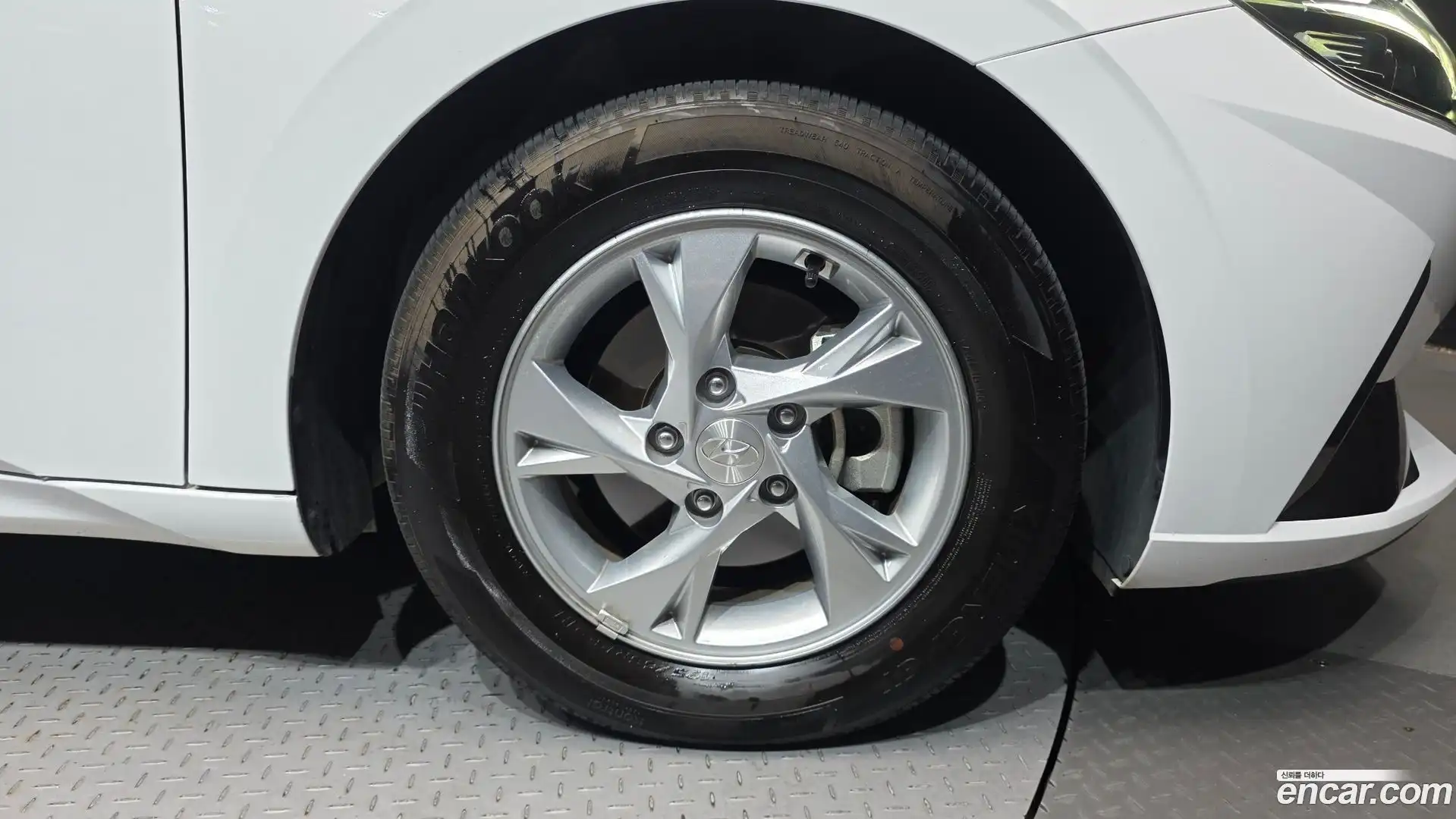 AVANTE Hyundai 2020.9-OUTER-031