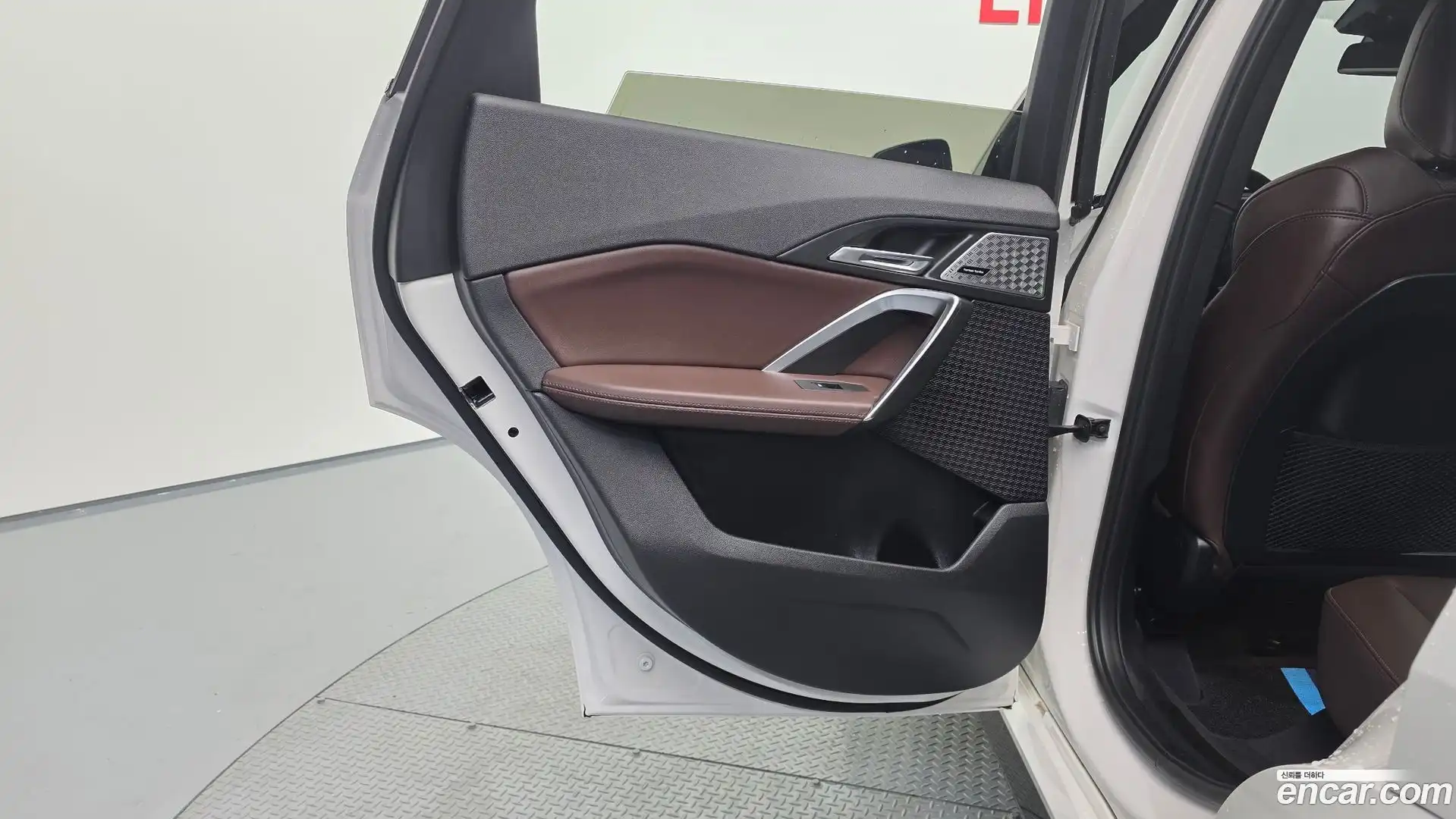X1 BMW 2023.9-INNER-035