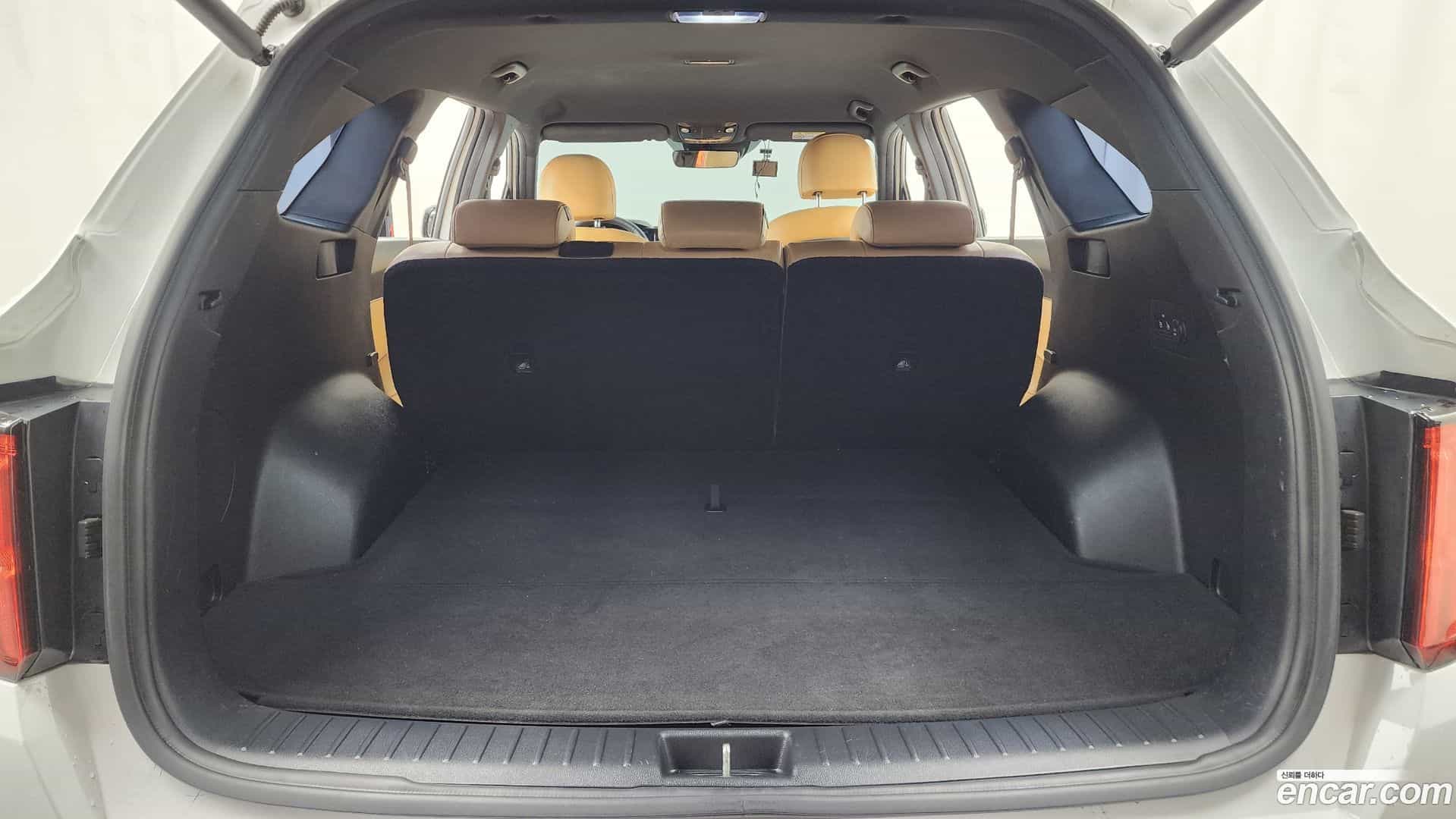Sorento Kia 2022.6-OPTION-024