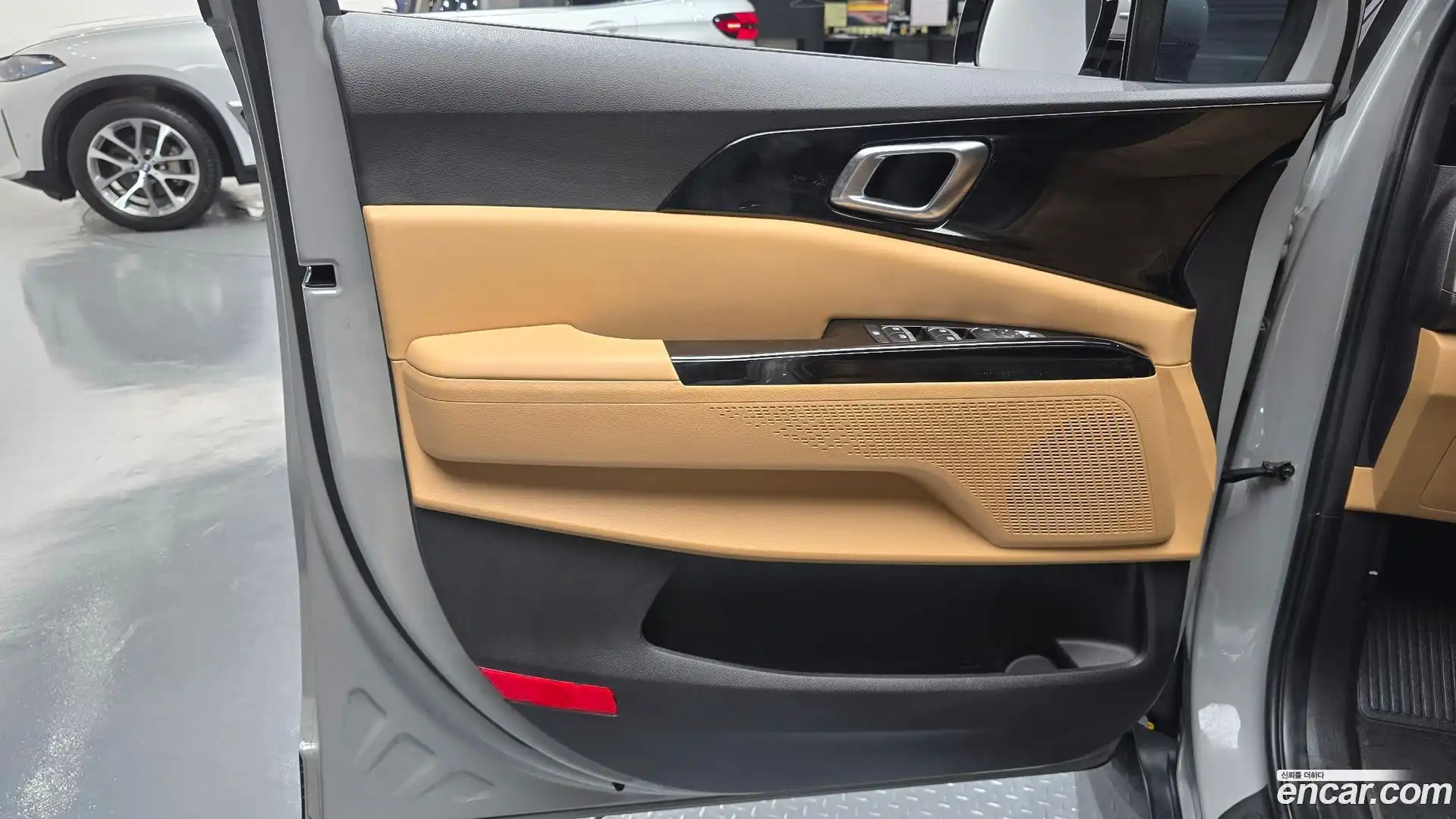 Canival Kia 2023.5-INNER-034
