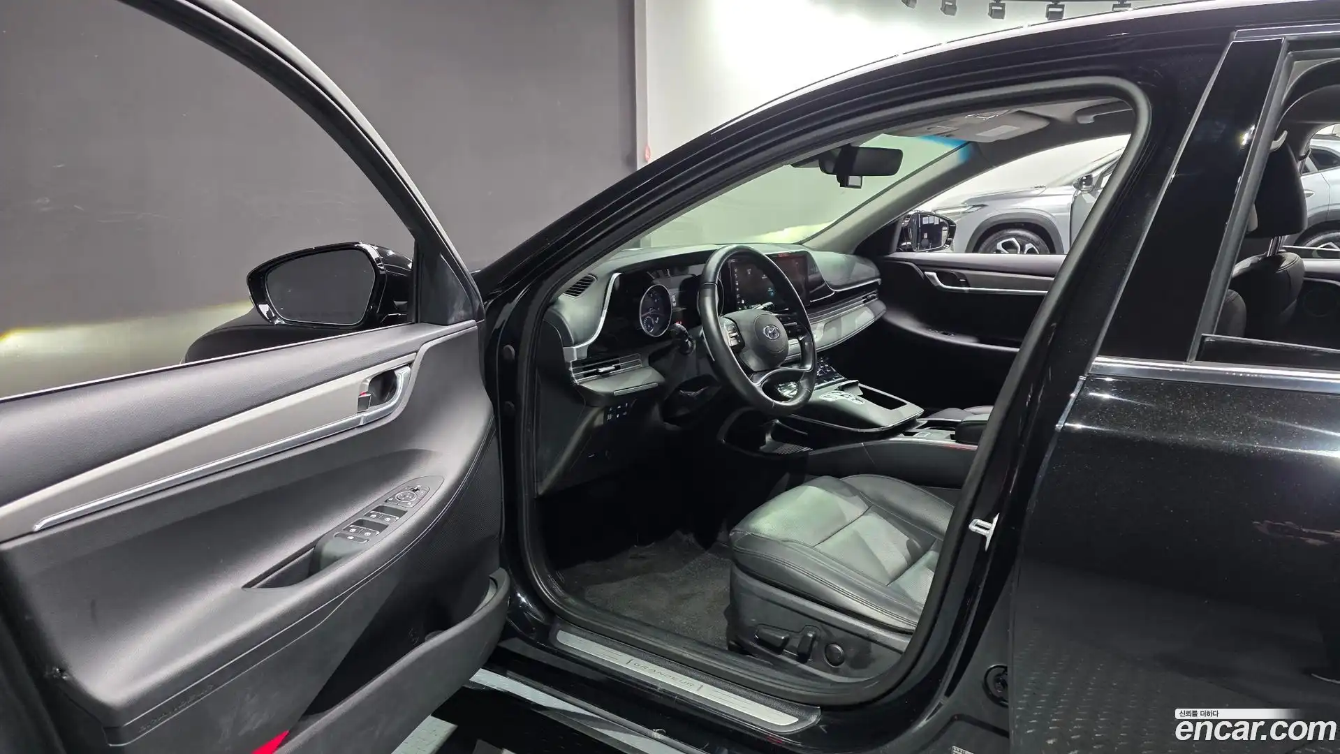 Grandeur Hyundai 2021.5-INNER-010