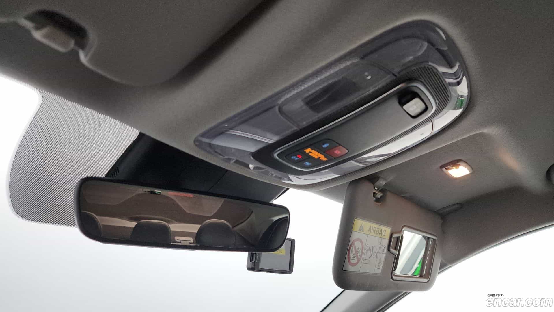 AVANTE Hyundai 2022.0-OPTION-024