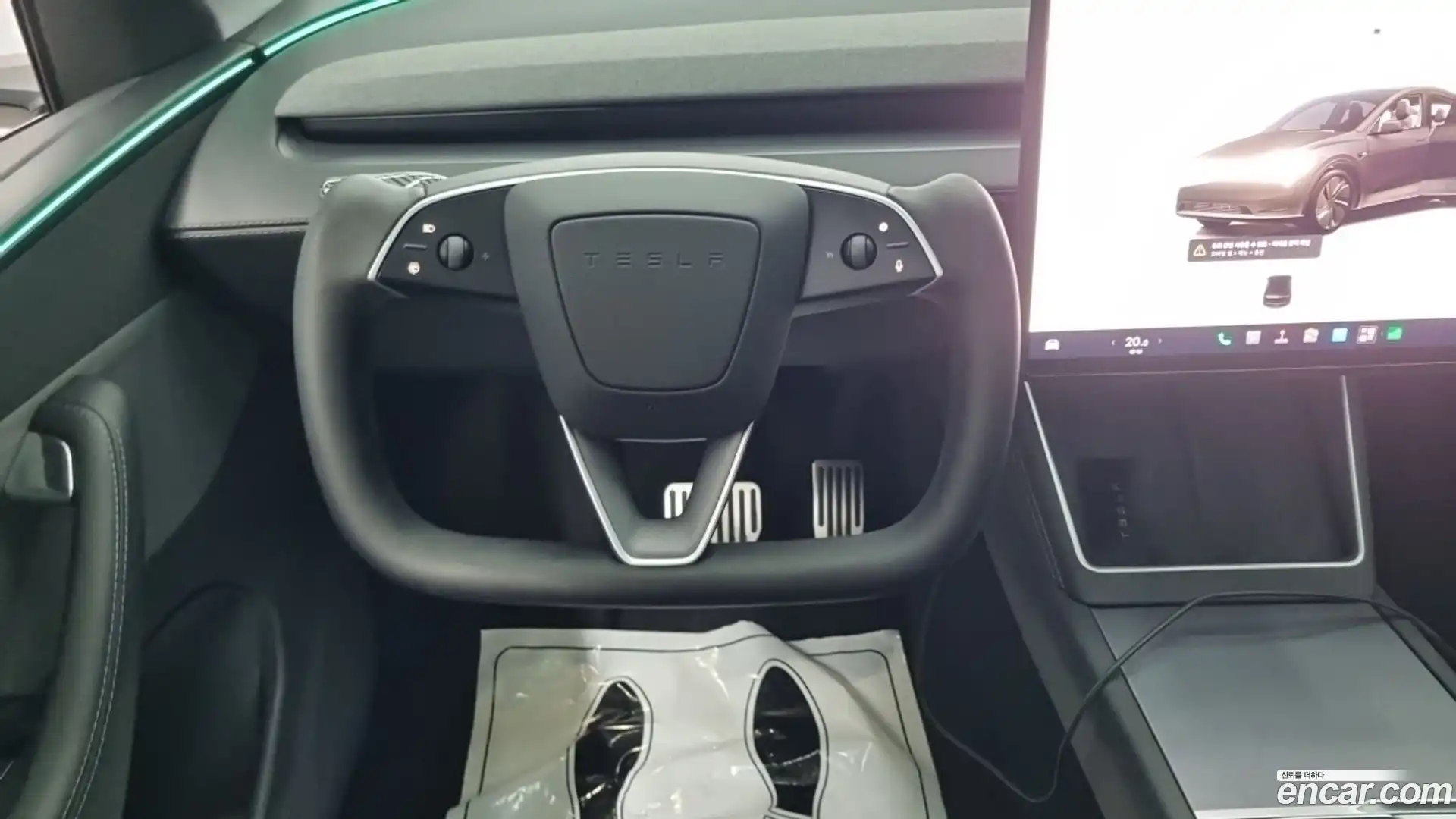 Model Y Tesla 2025.7-OPTION-015
