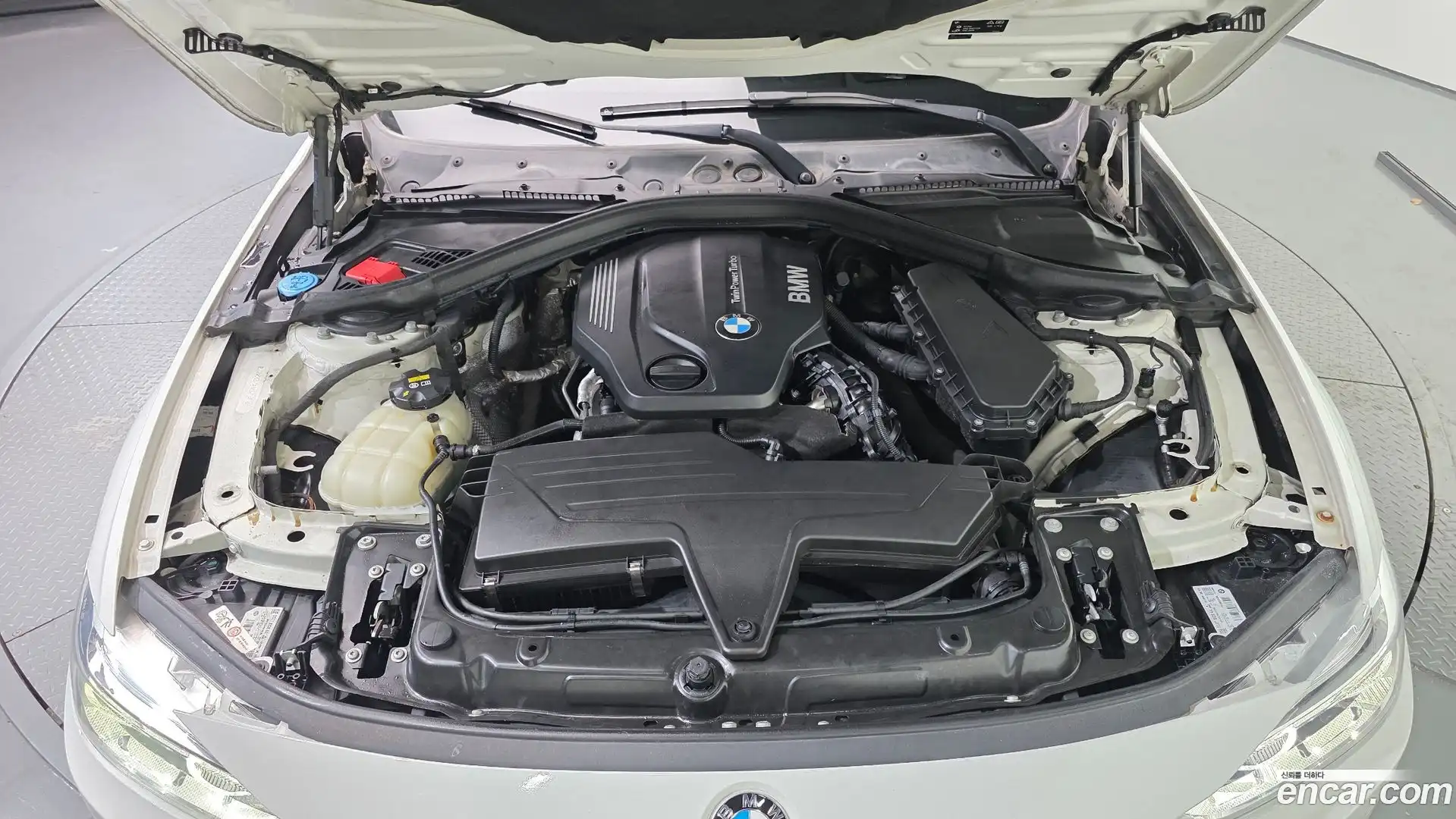 3-Series BMW 2016.4-OUTER-006