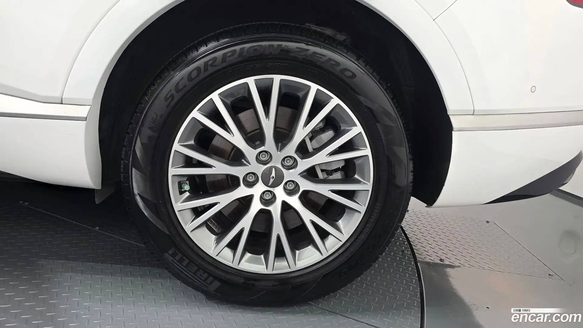 GV80 Genesis 2021.0-OUTER-031