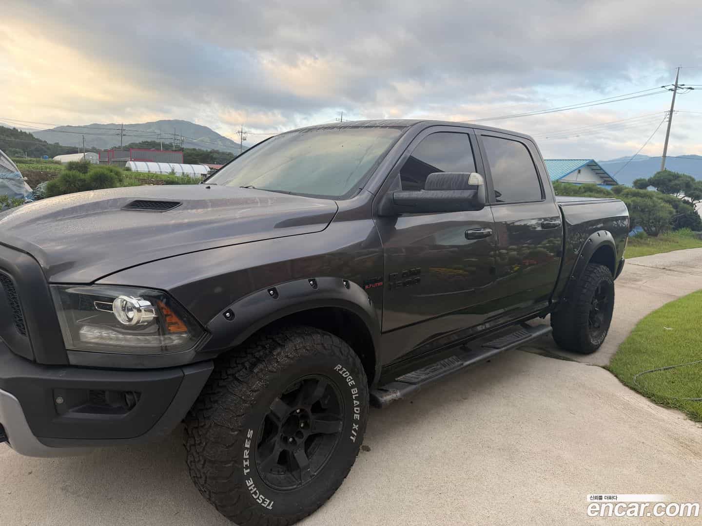 Ram Pick Up Dodge 2015.11-OUTER-001
