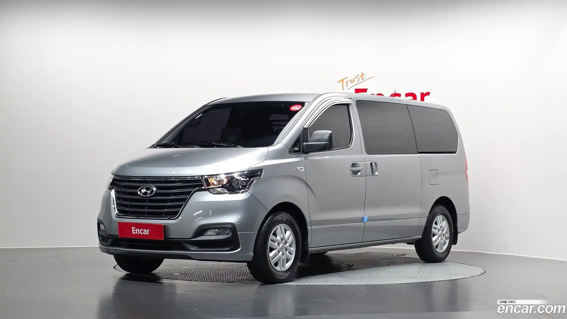 Starex Hyundai 2019.11-OUTER-001