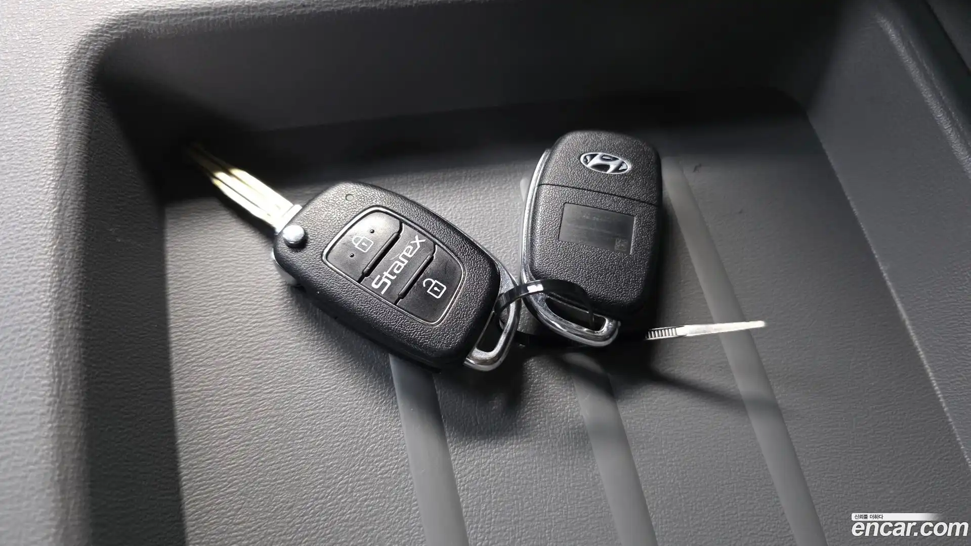 Starex Hyundai 2019.11-OPTION-041
