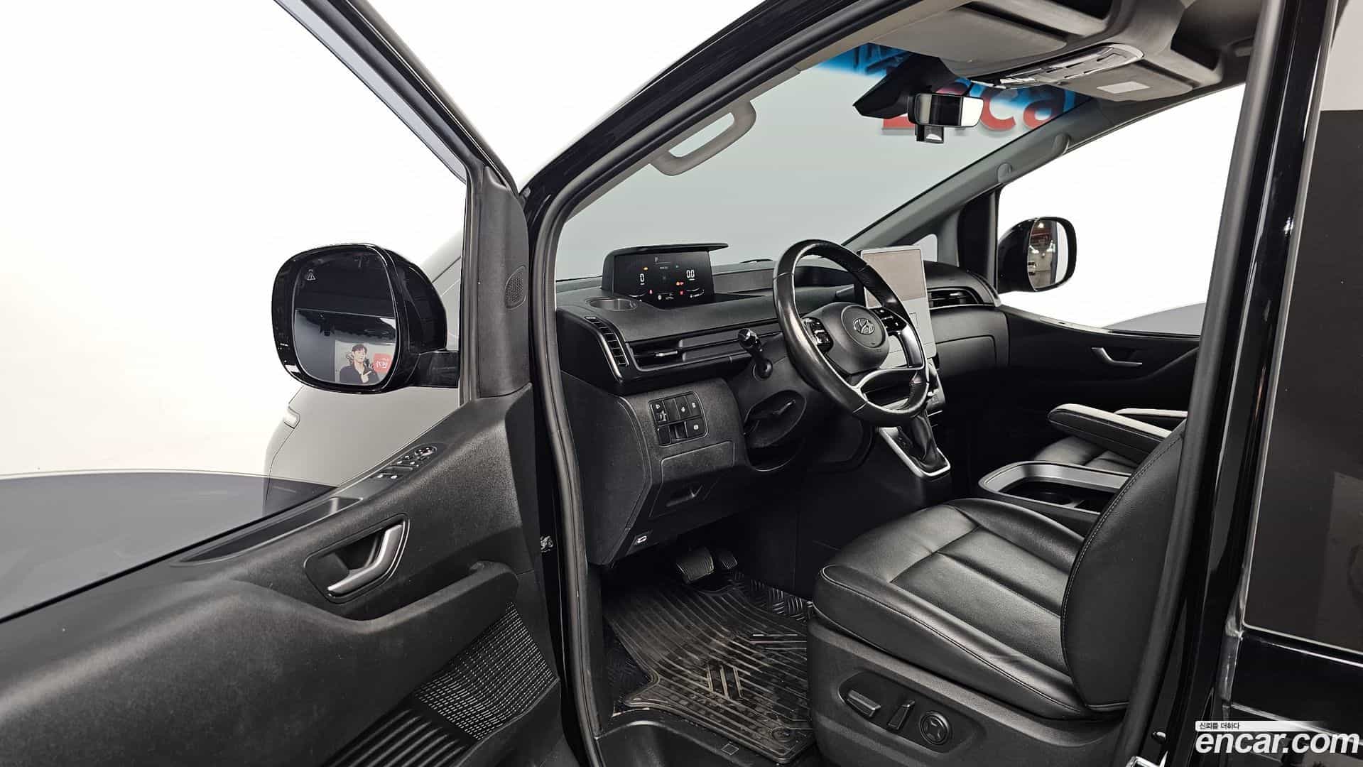 Staria Hyundai 2021.9-INNER-010