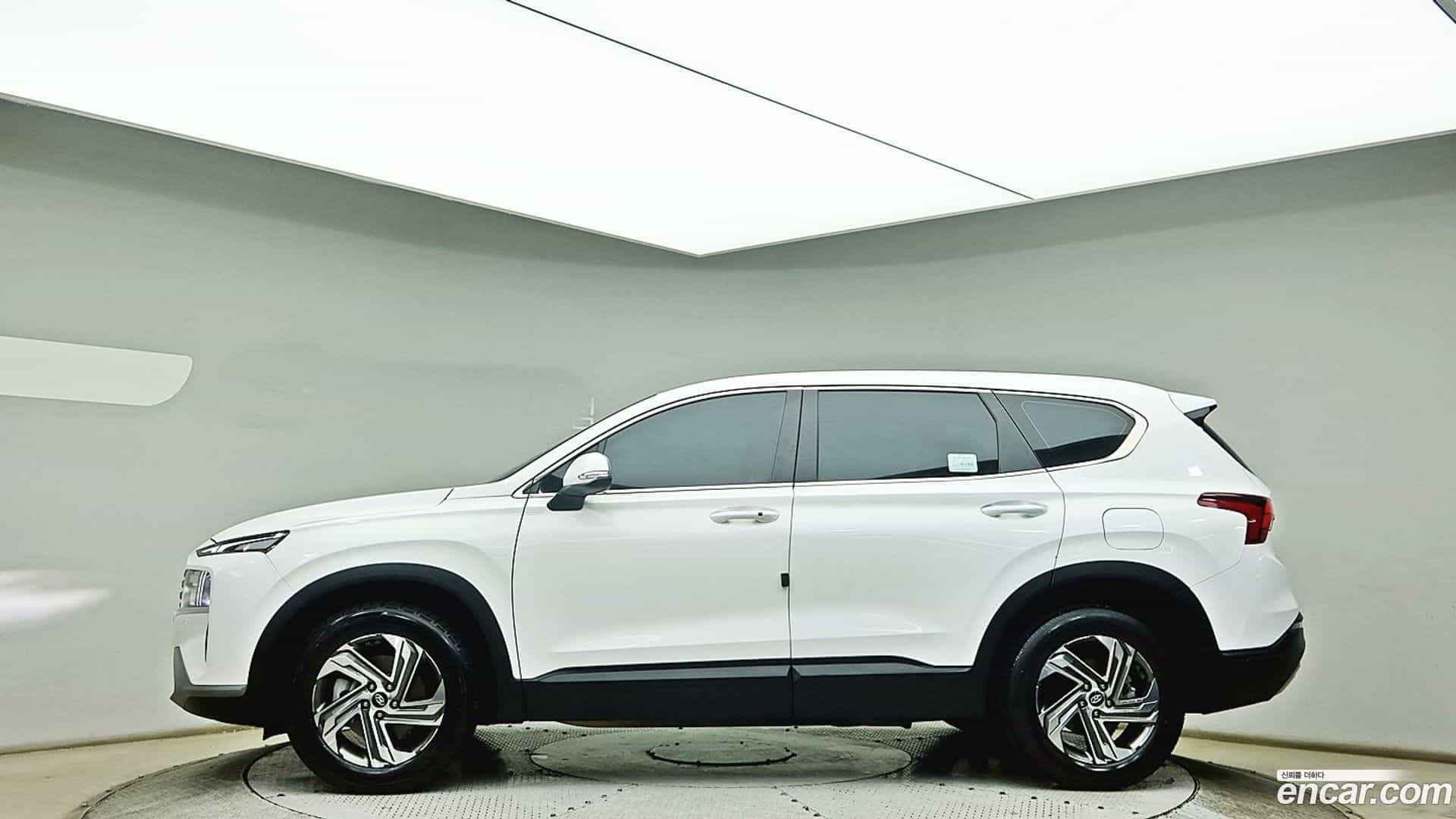 Santafe Hyundai 2021.2-OUTER-003