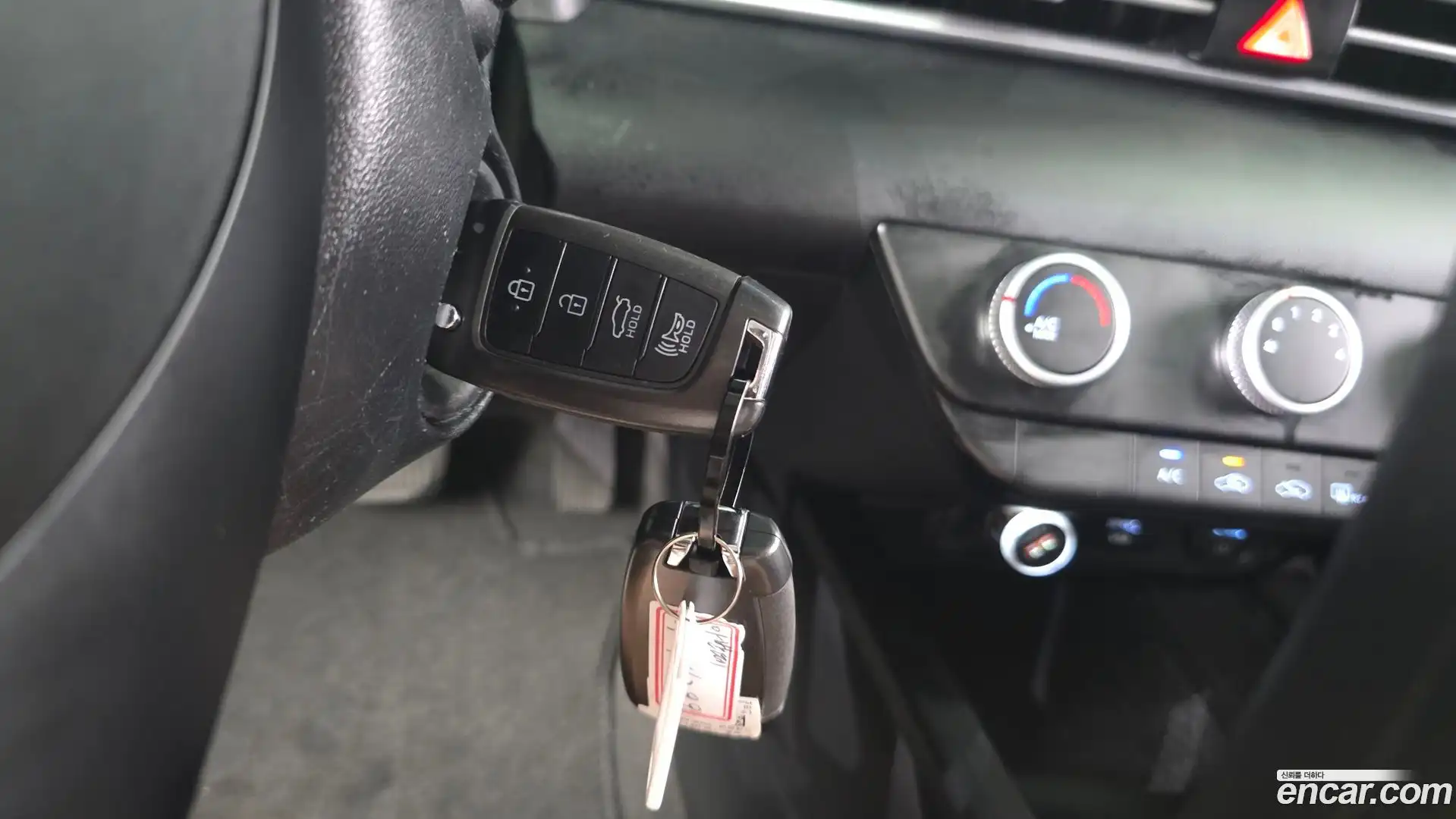AVANTE Hyundai 2022.6-OPTION-042