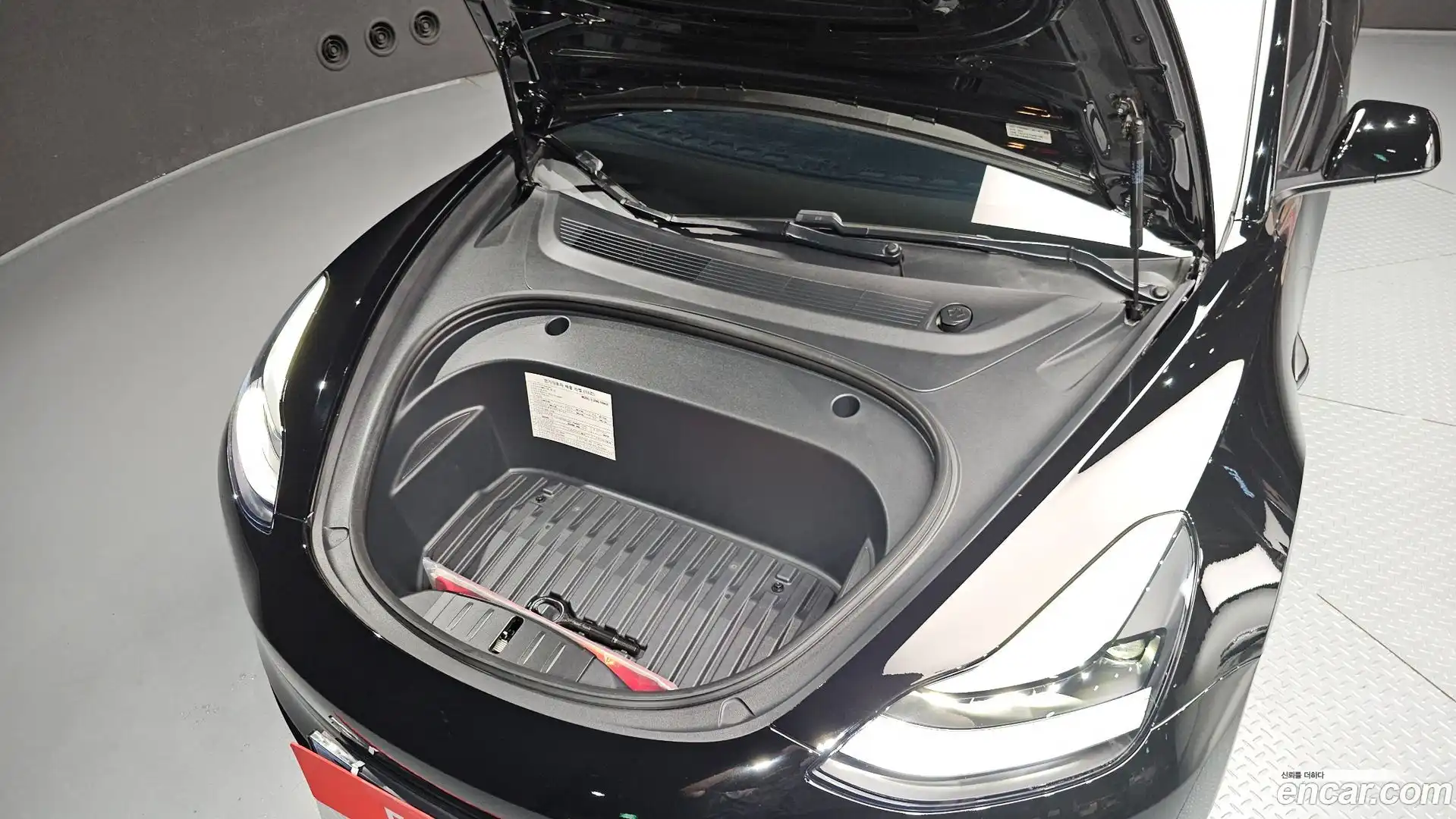Model 3 Tesla 2021.10-OUTER-006